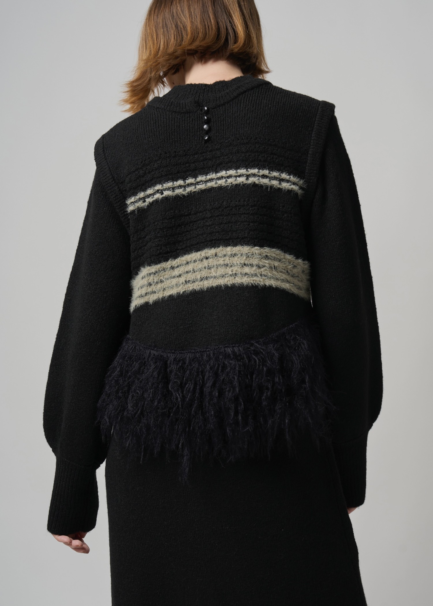 fringe hem random border no sleeve knit