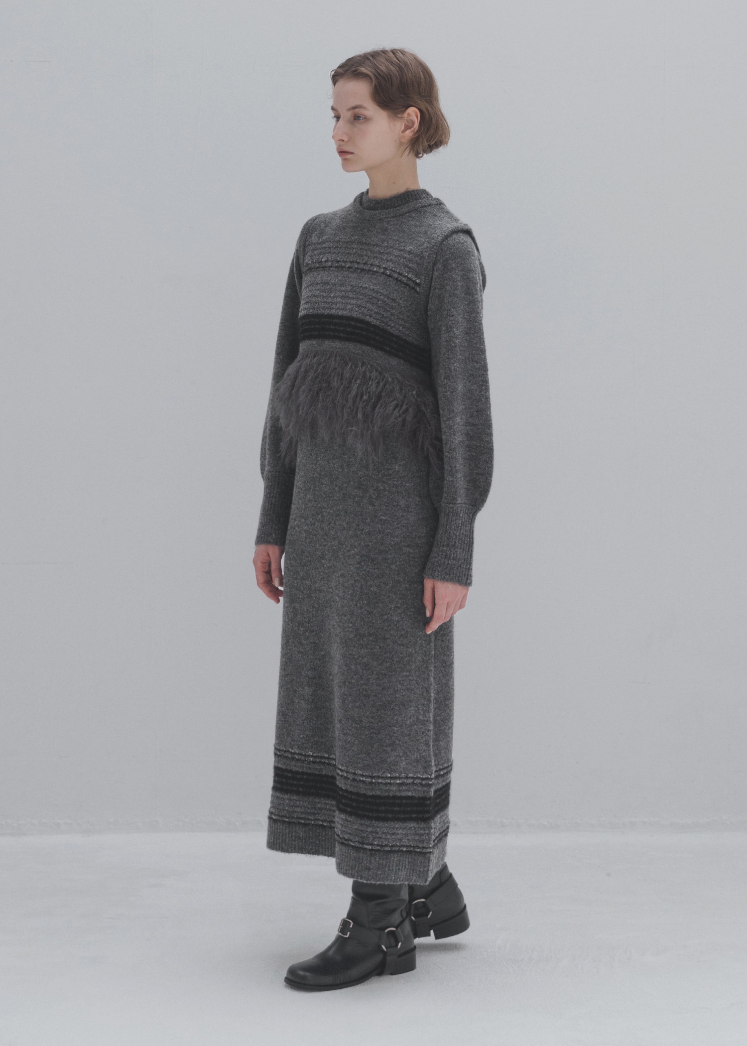 fringe hem random border no sleeve knit