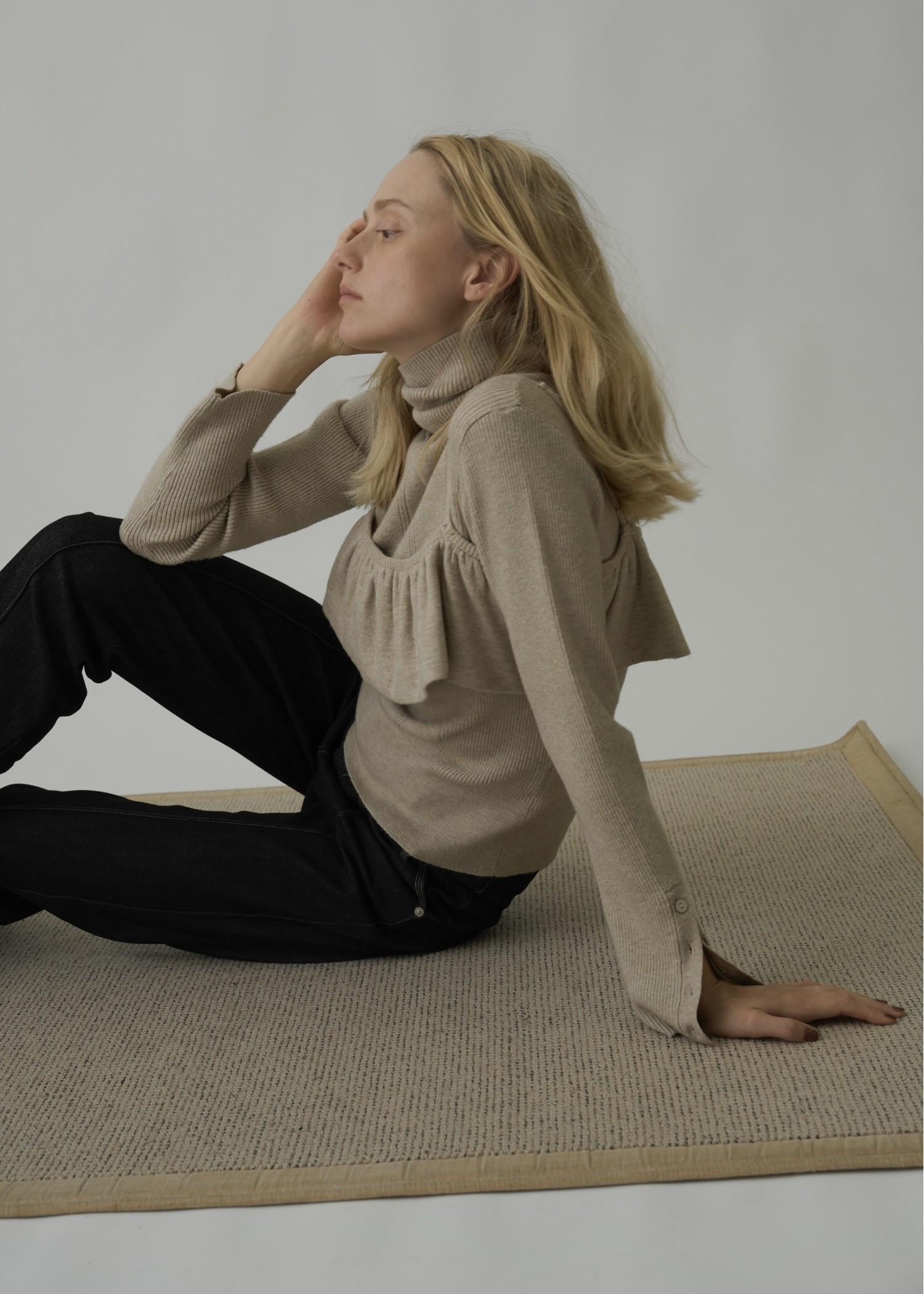 arm button turtle rib knit