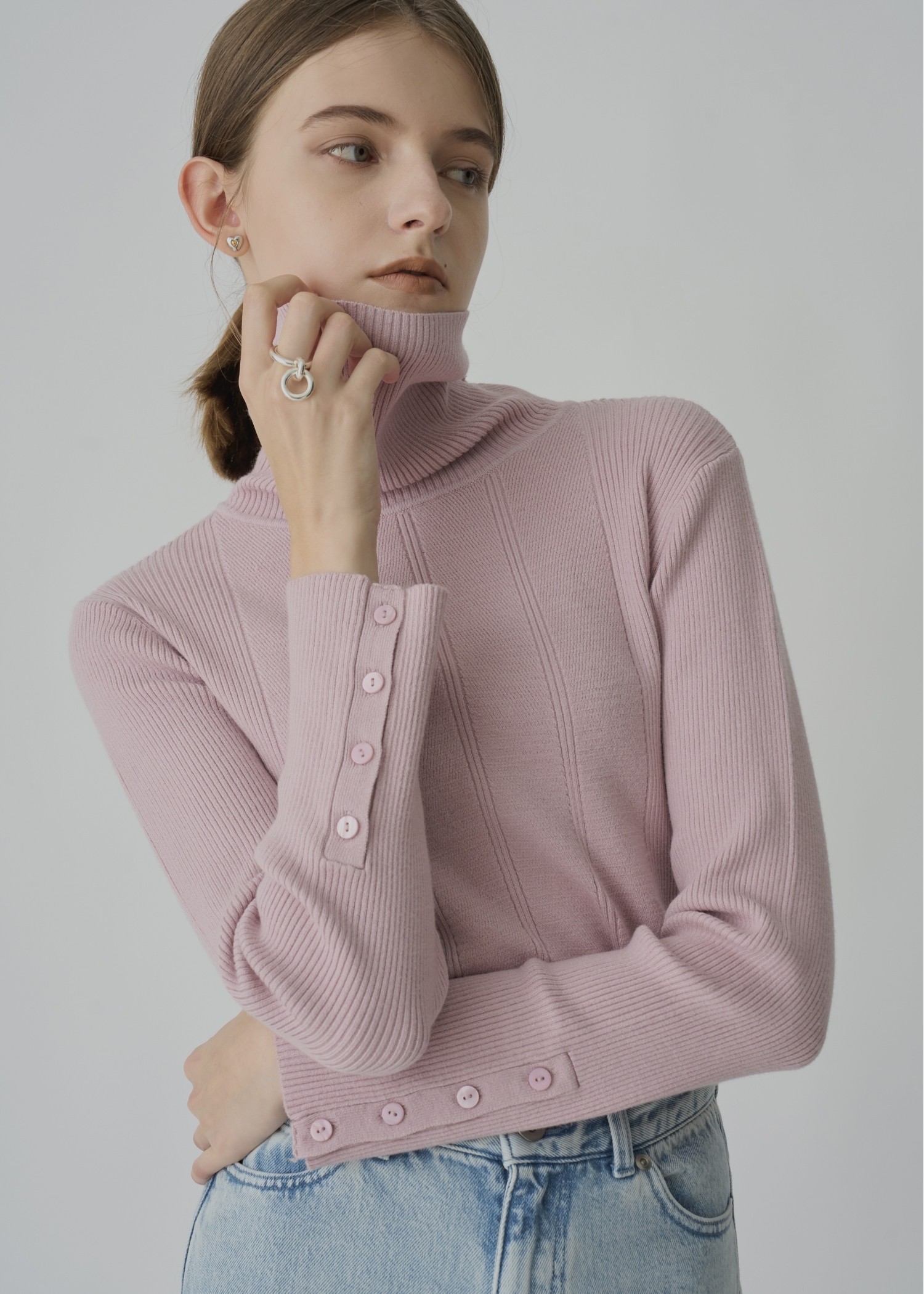 arm button turtle rib knit