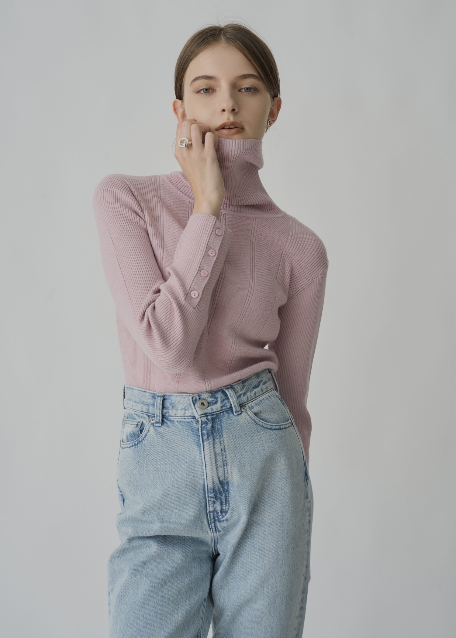 arm button turtle rib knit