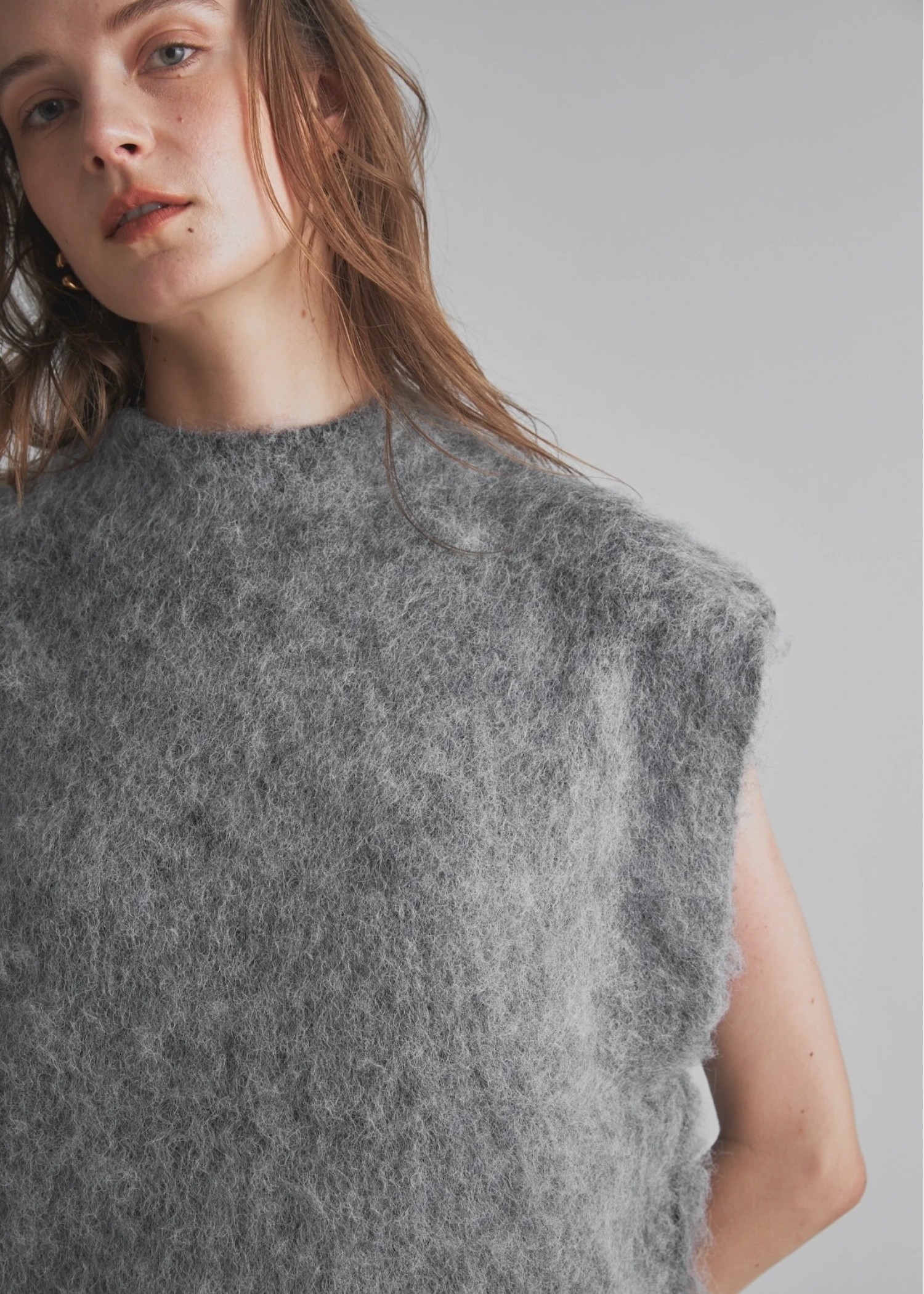 brushed shaggy over size knit vest