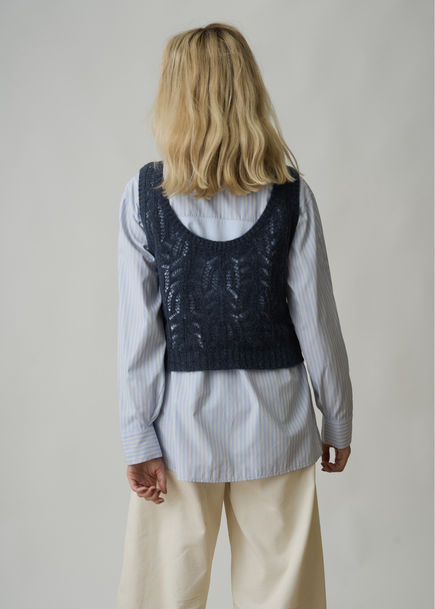 round neck sheer crochet knit tank