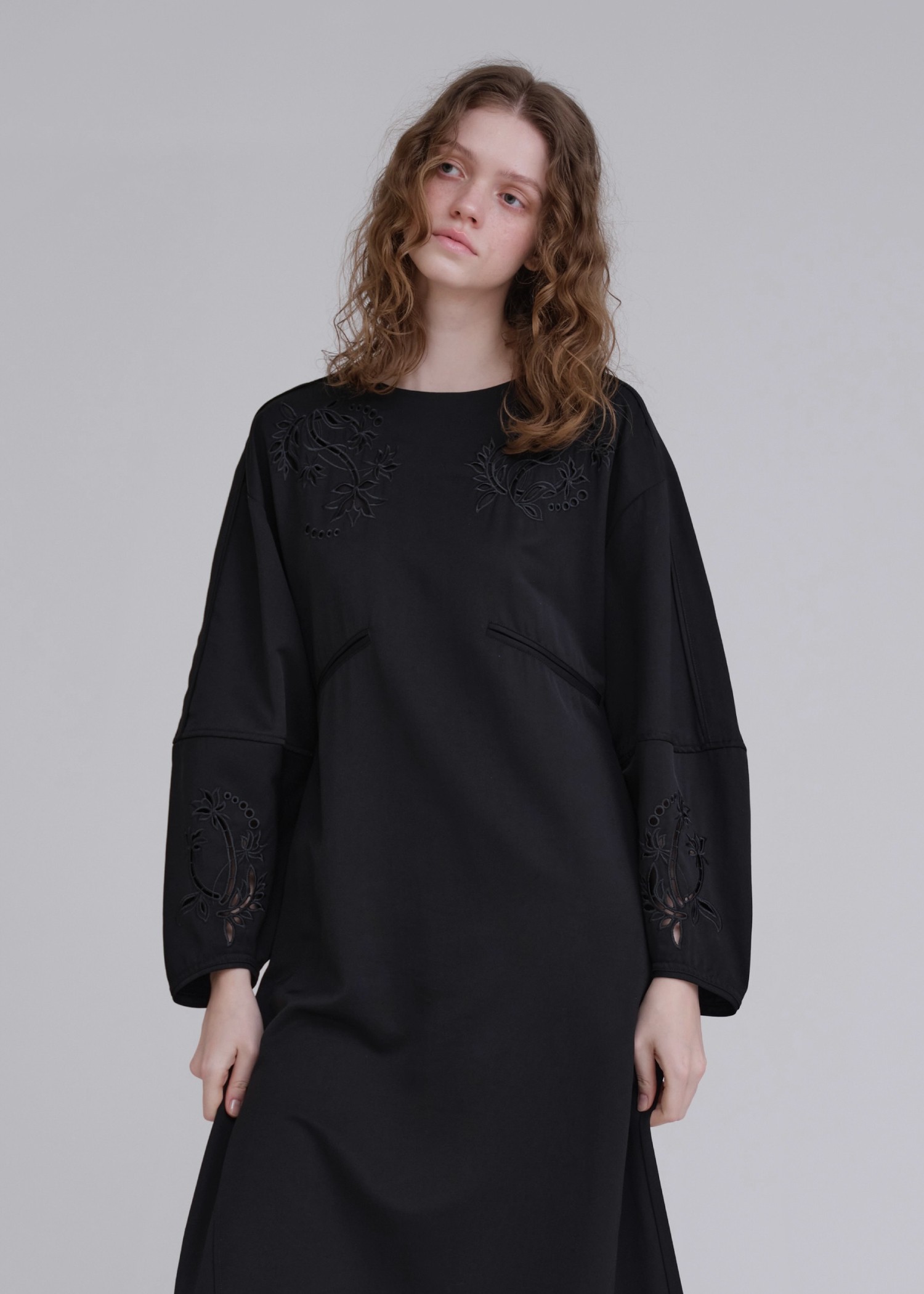 hollow out embroidery volume sleeve OP