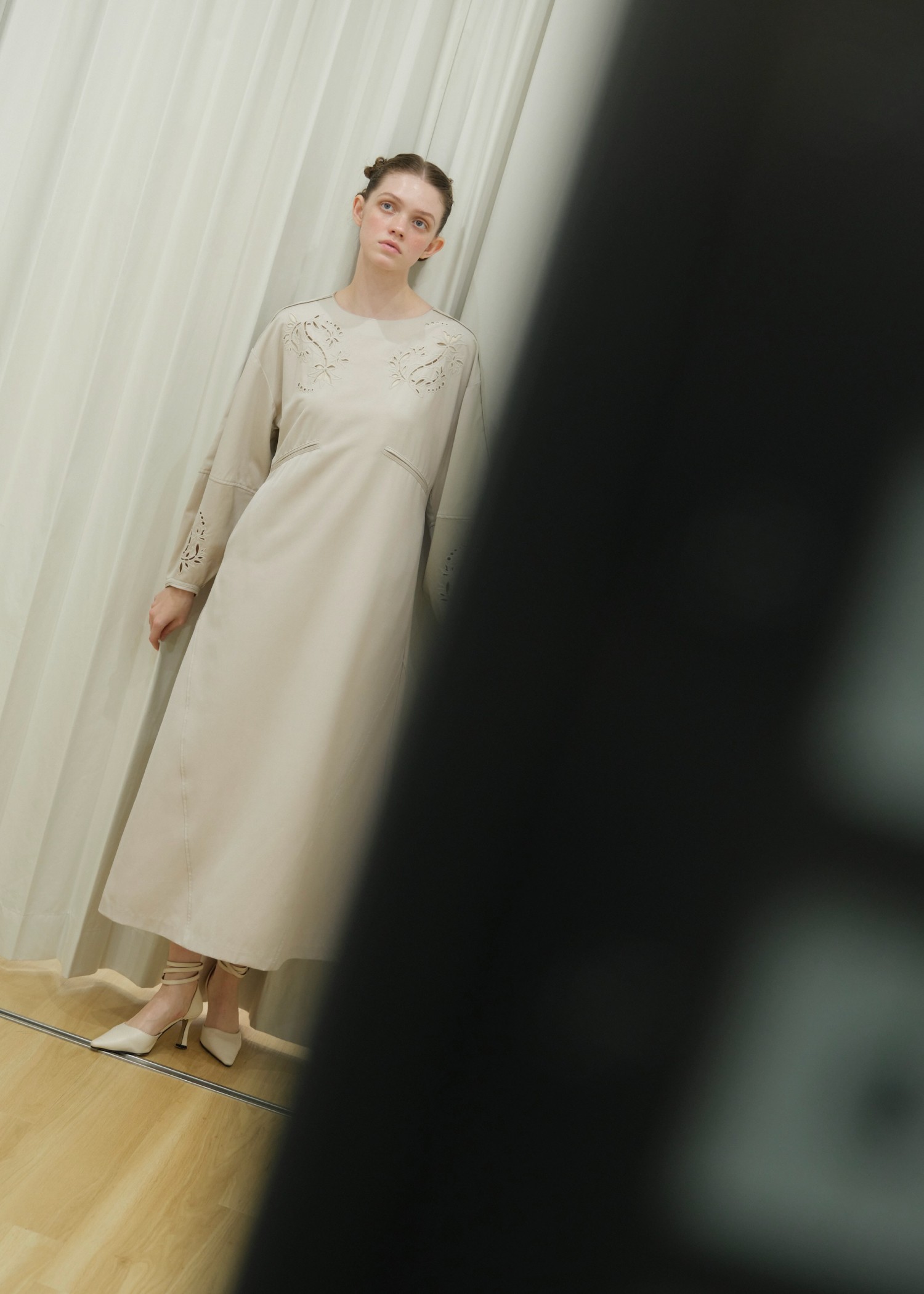 hollow out embroidery volume sleeve OP