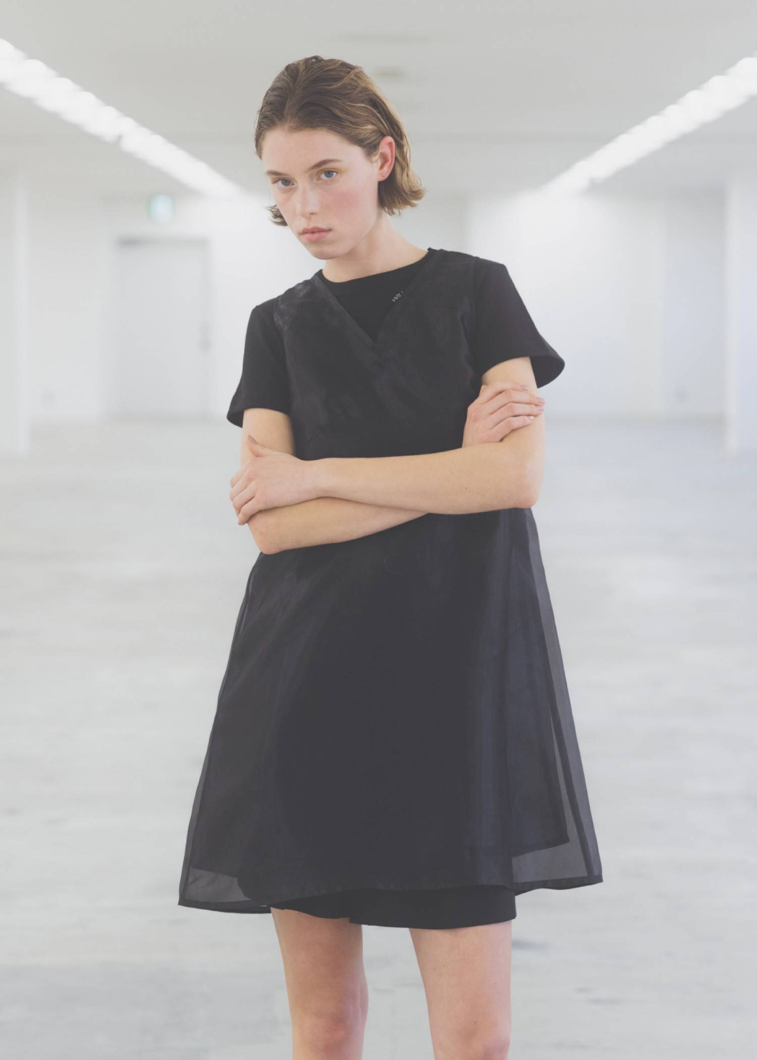 sheer layered no sleeve OP