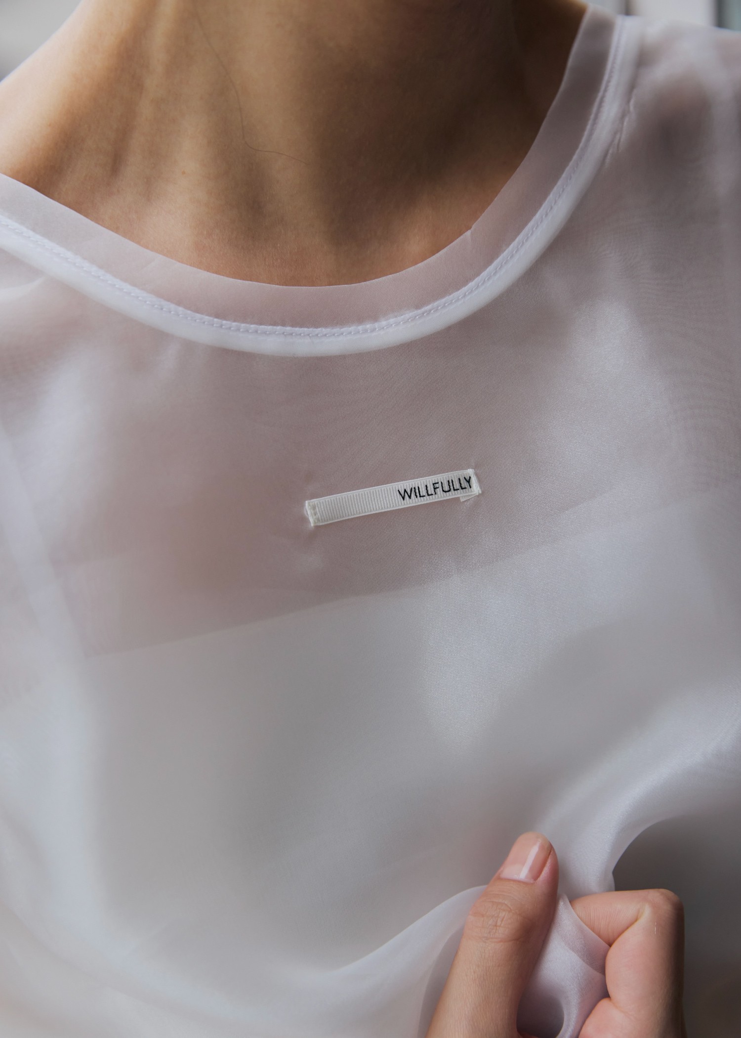 sheer layered no sleeve OP