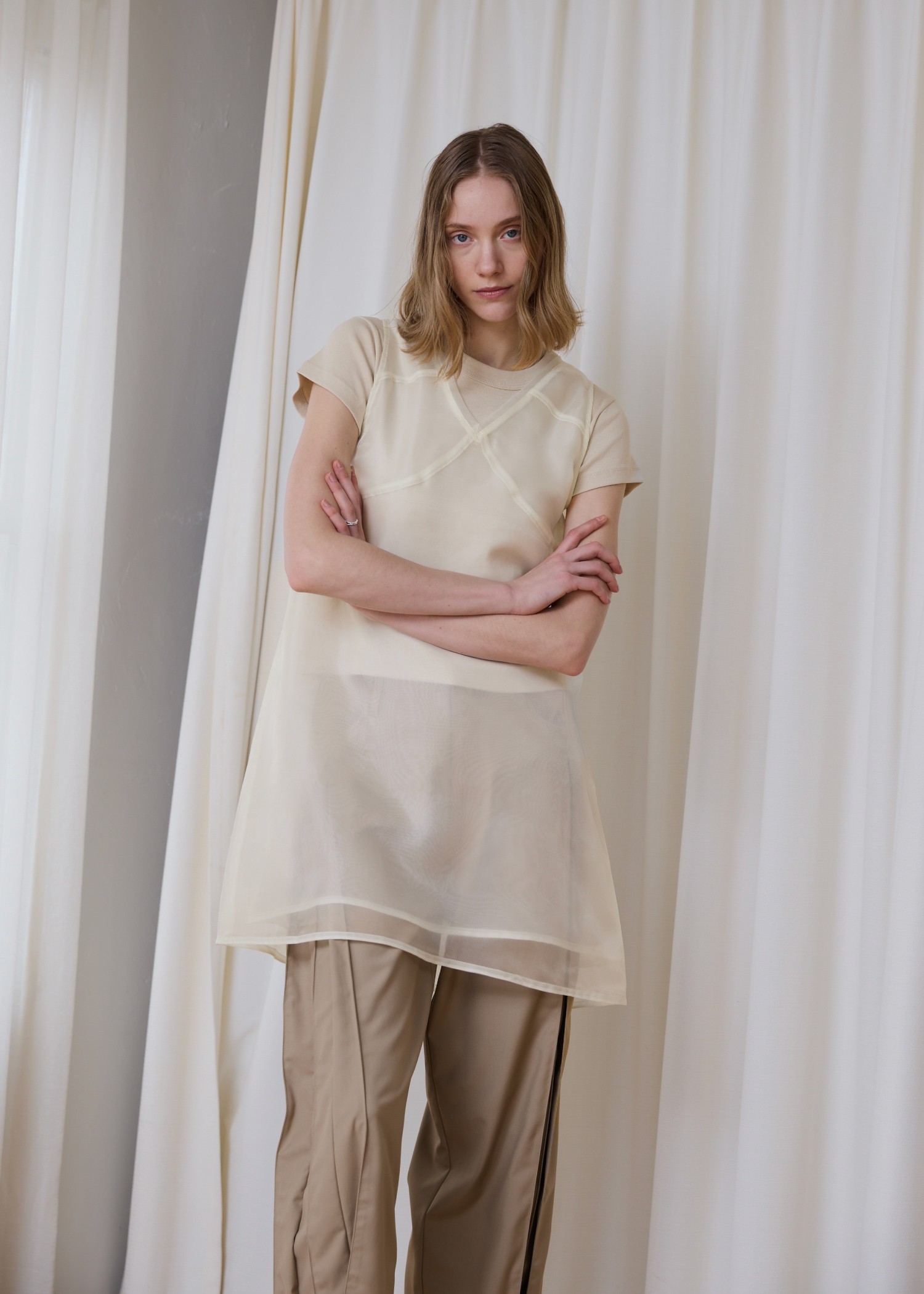 sheer layered no sleeve OP