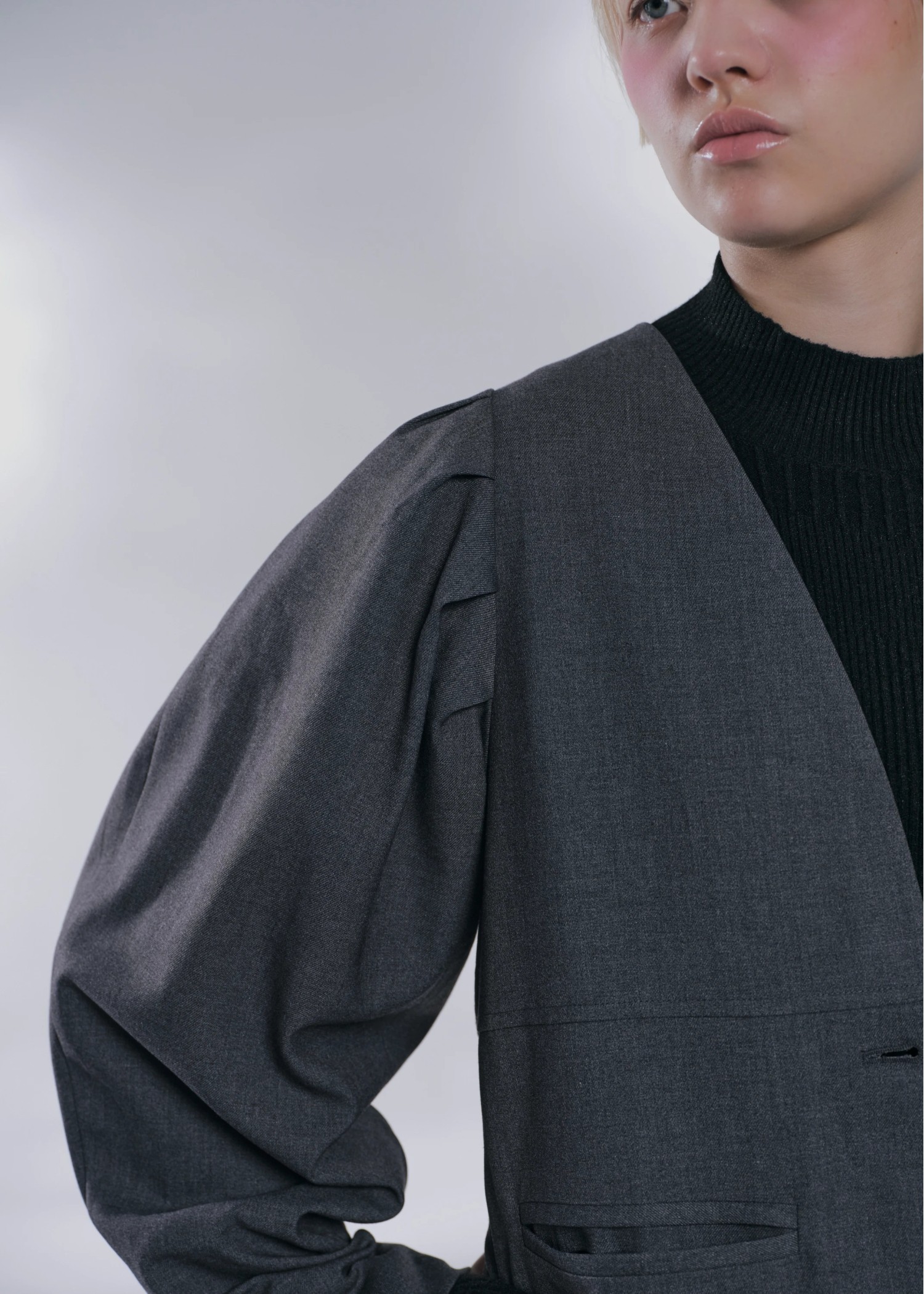 volume tuck sleeve no collar JK