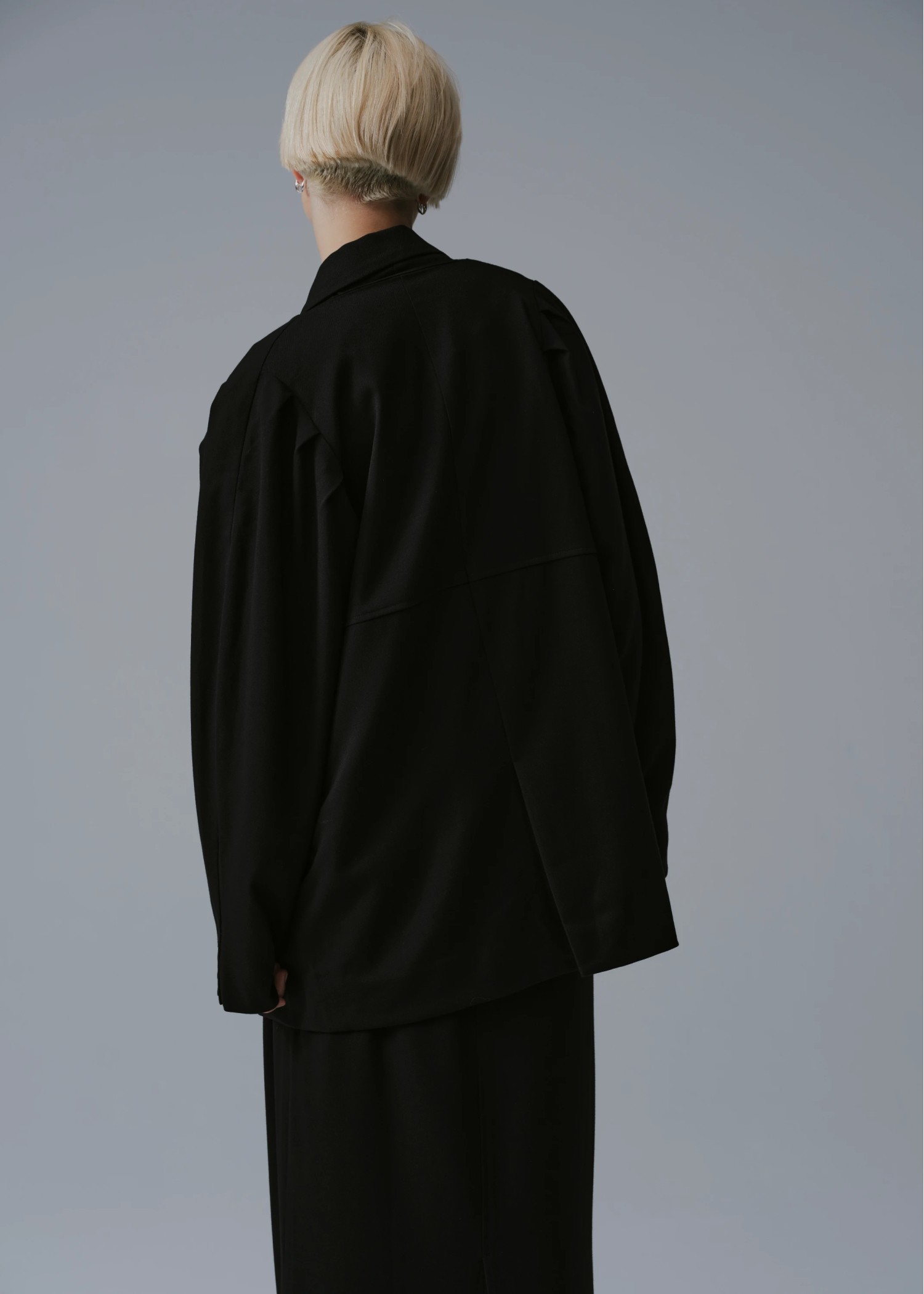 volume tuck sleeve no collar JK