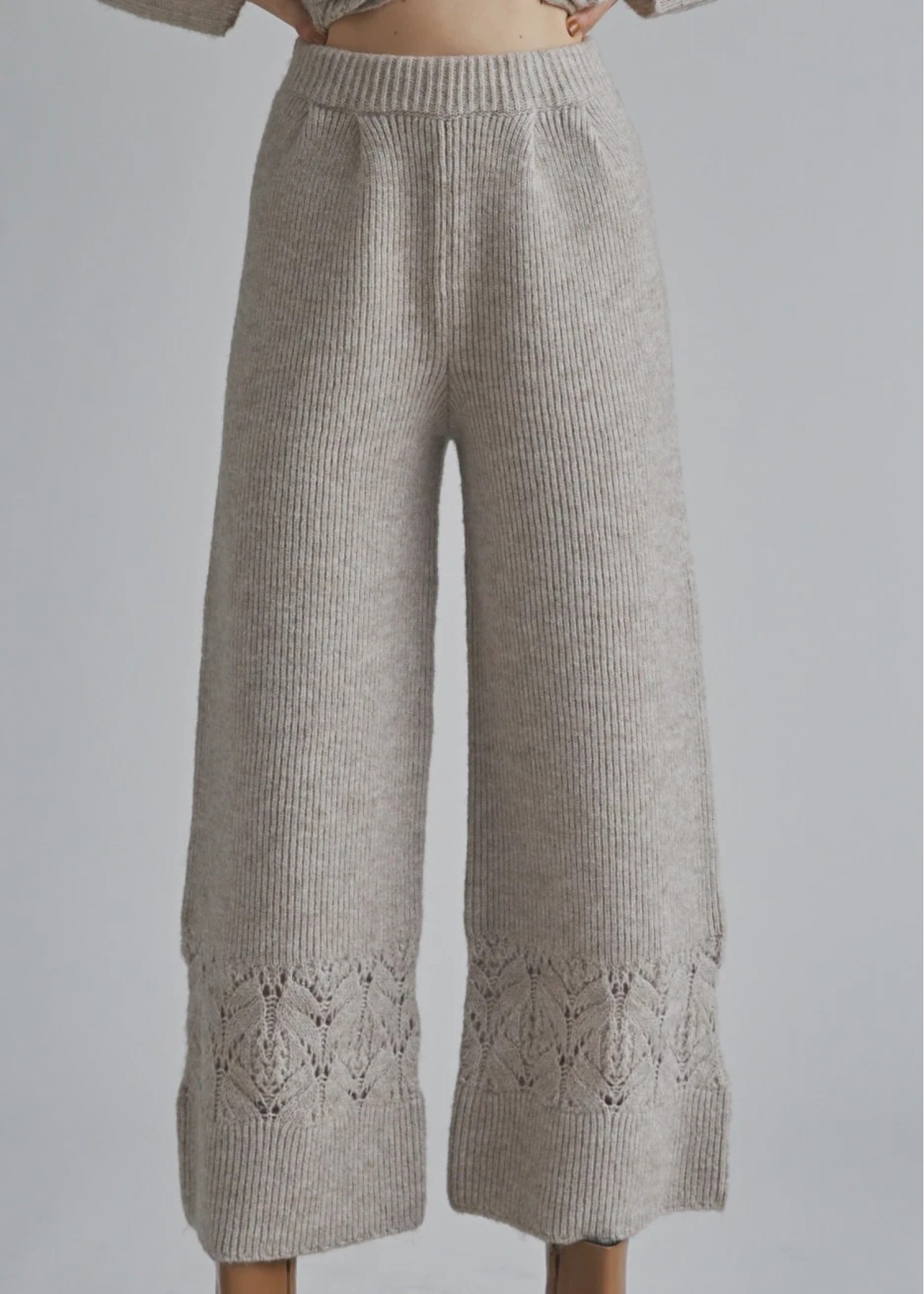 switching hem sheer crochet knit PT