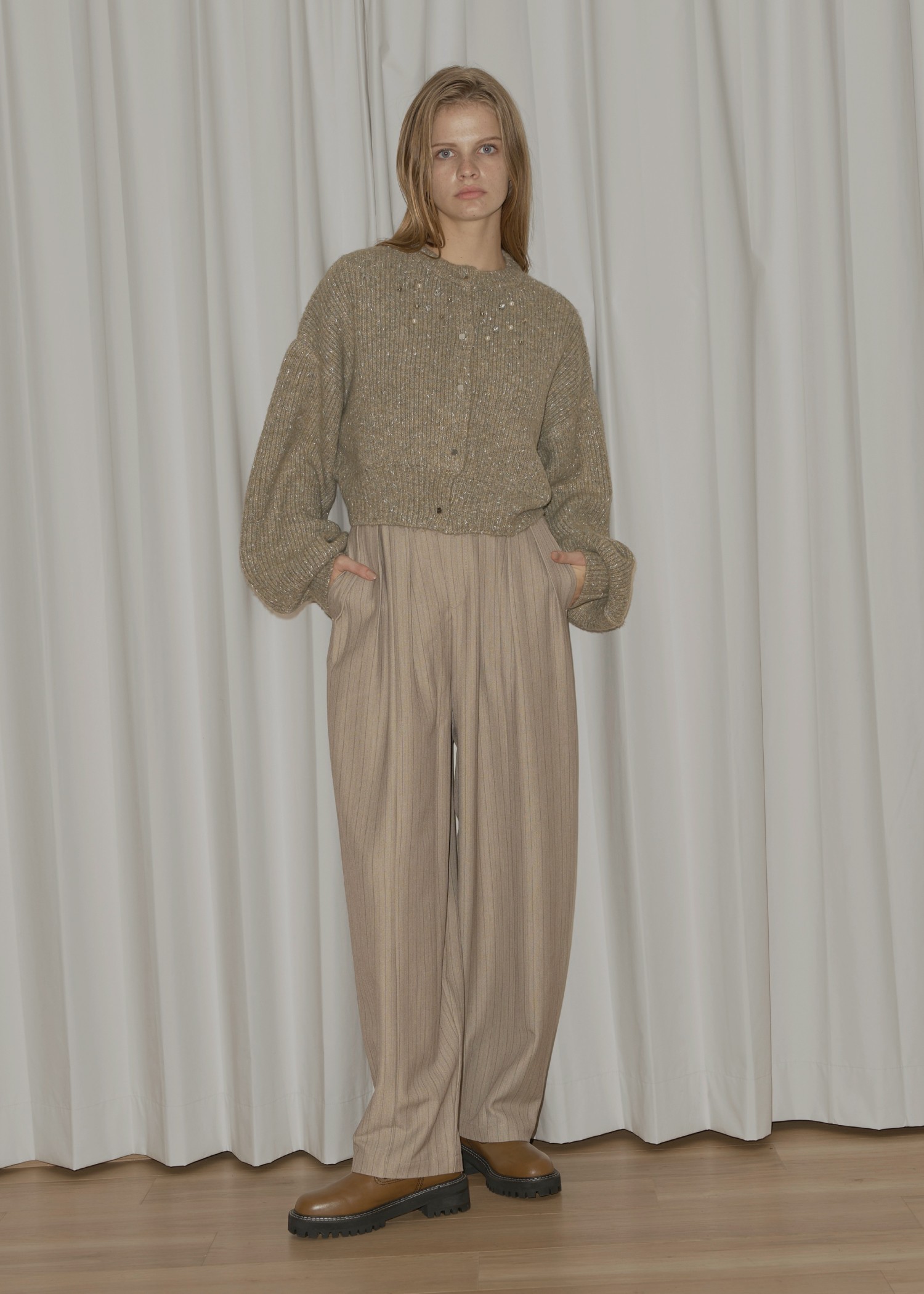 tuck wide panel stripe PT