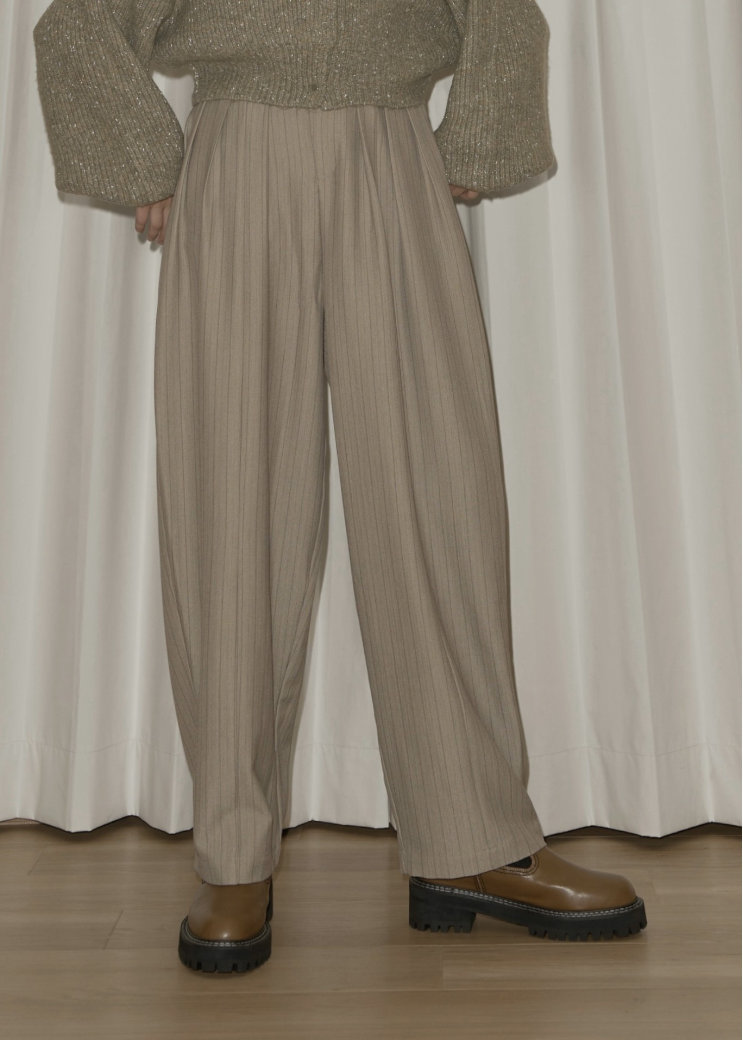 tuck wide panel stripe PT