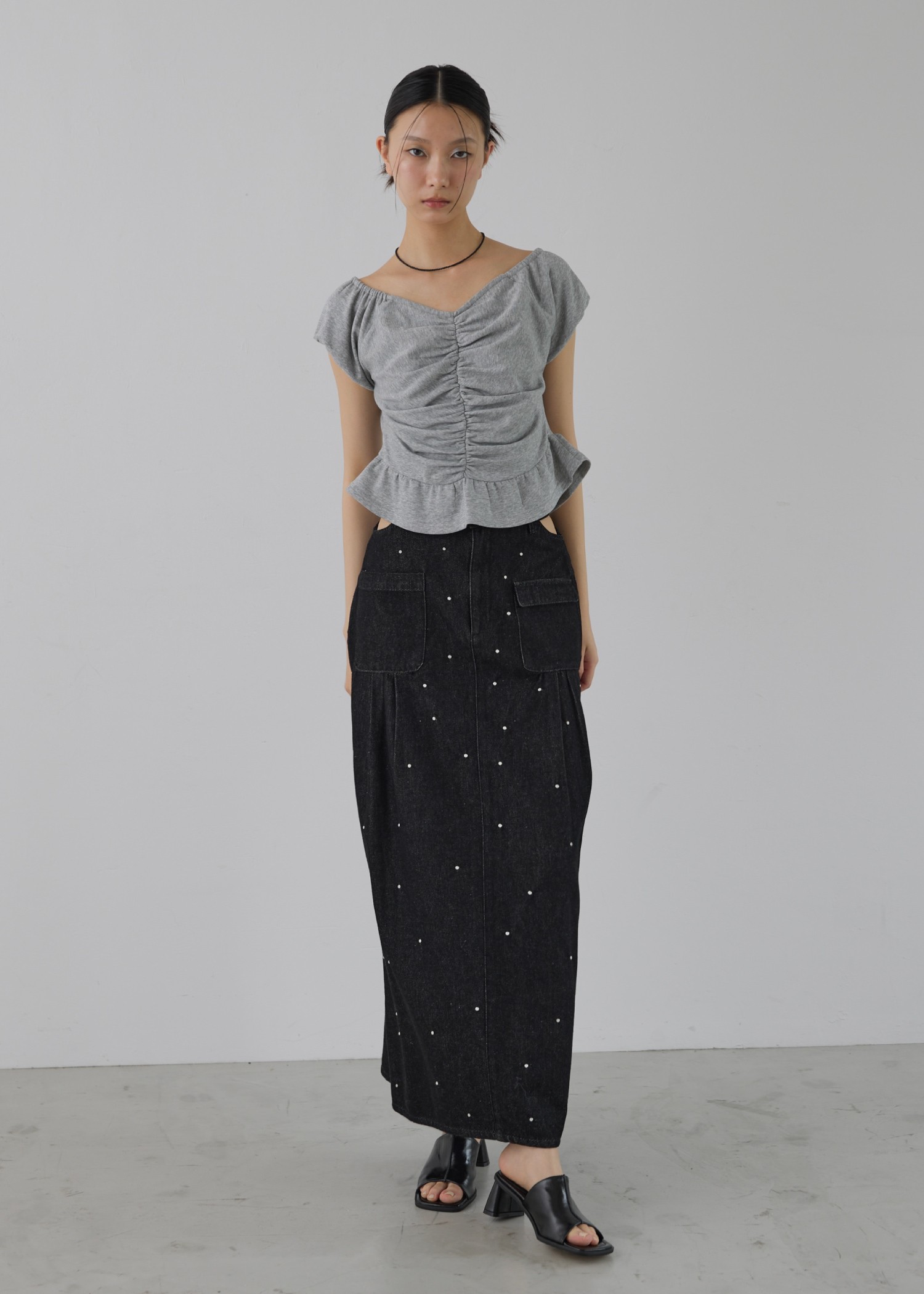 hollow out bijou tuck denim tight SK