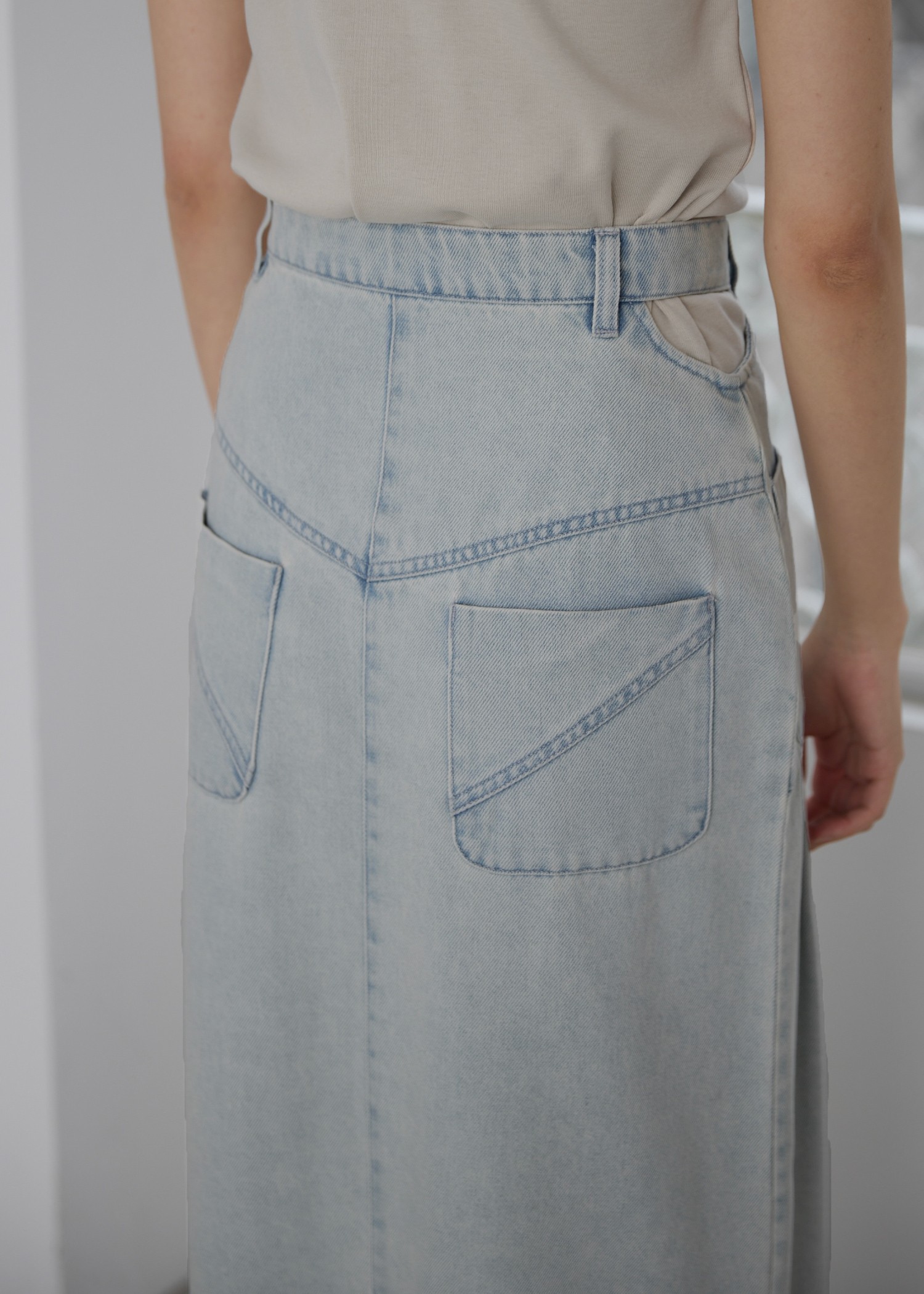 hollow out bijou tuck denim tight SK