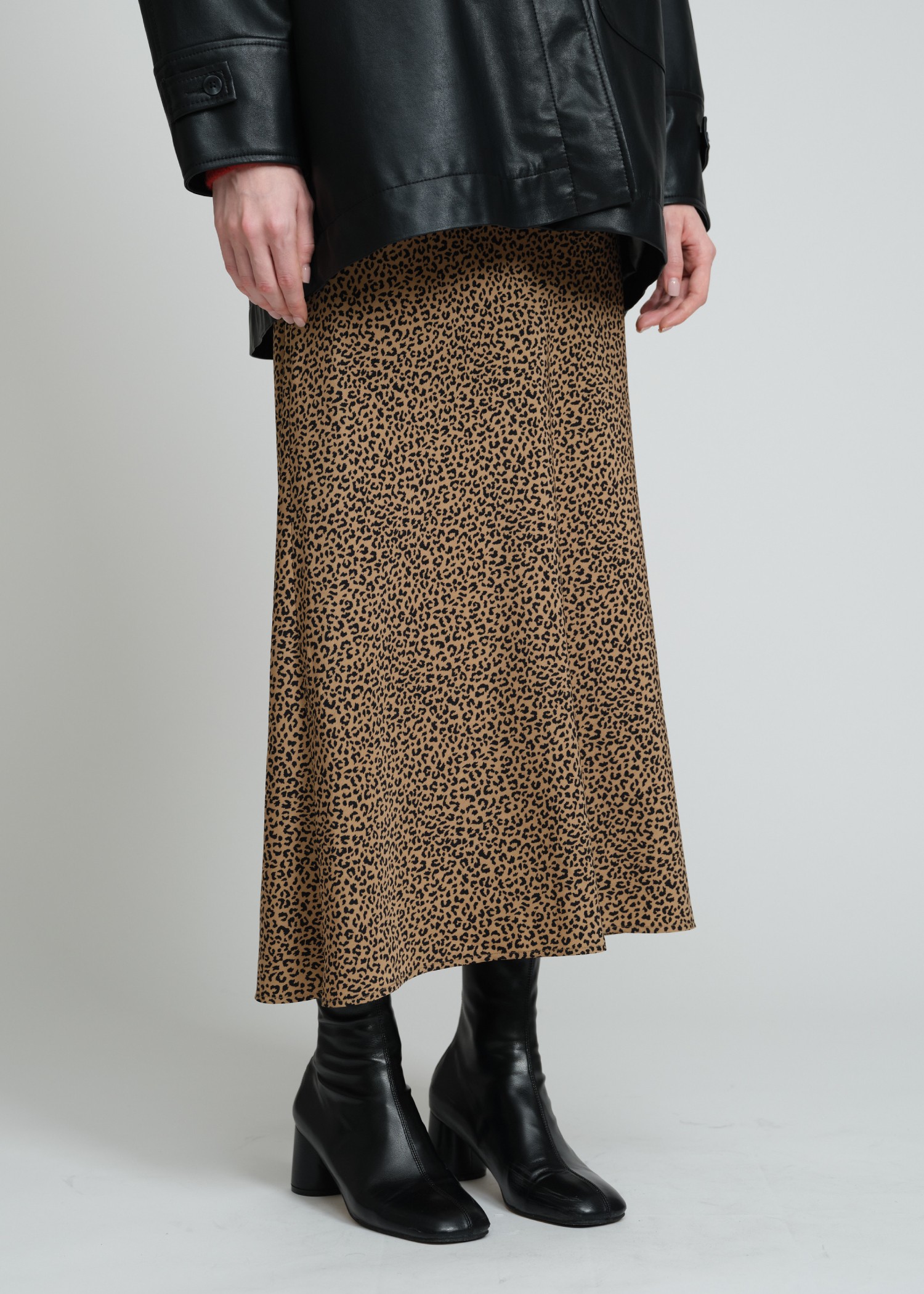 leopard print long trapeze skirt