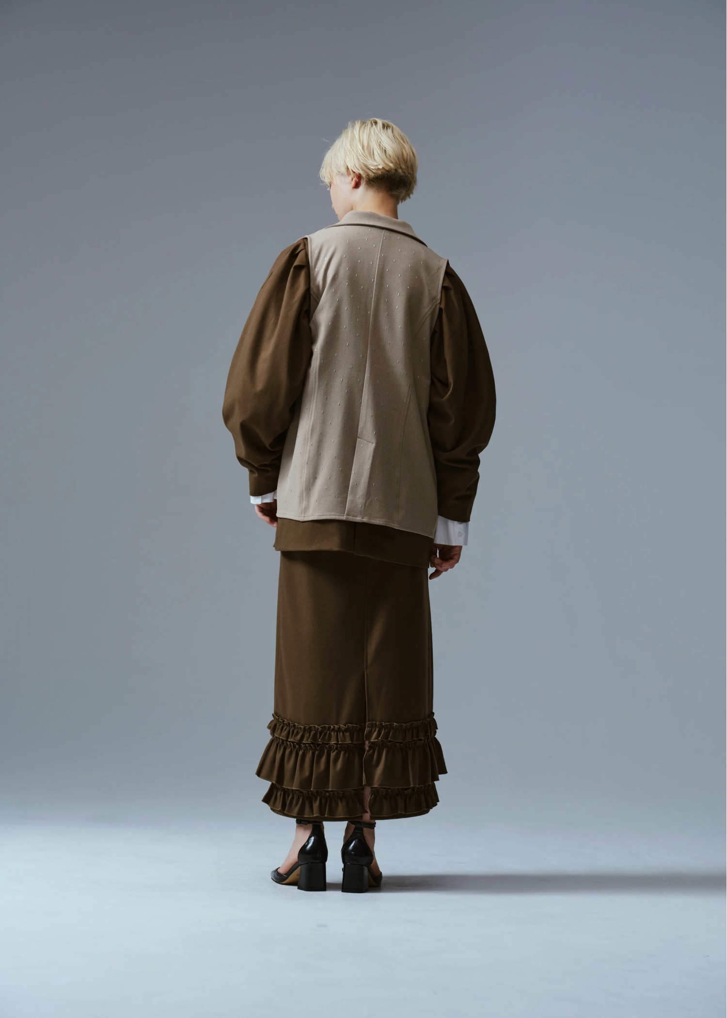 tailor collar studs zip gilet