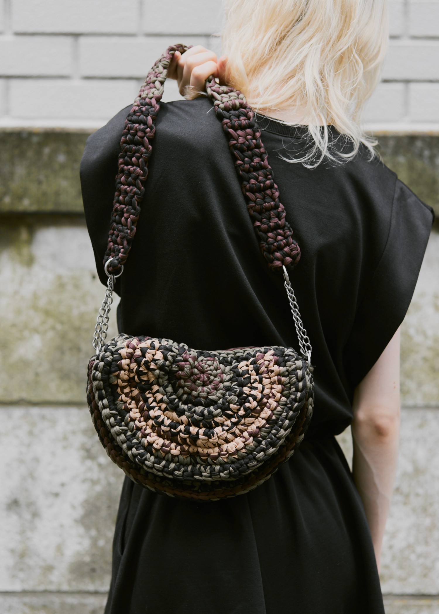 crochet color scheme chain round bag