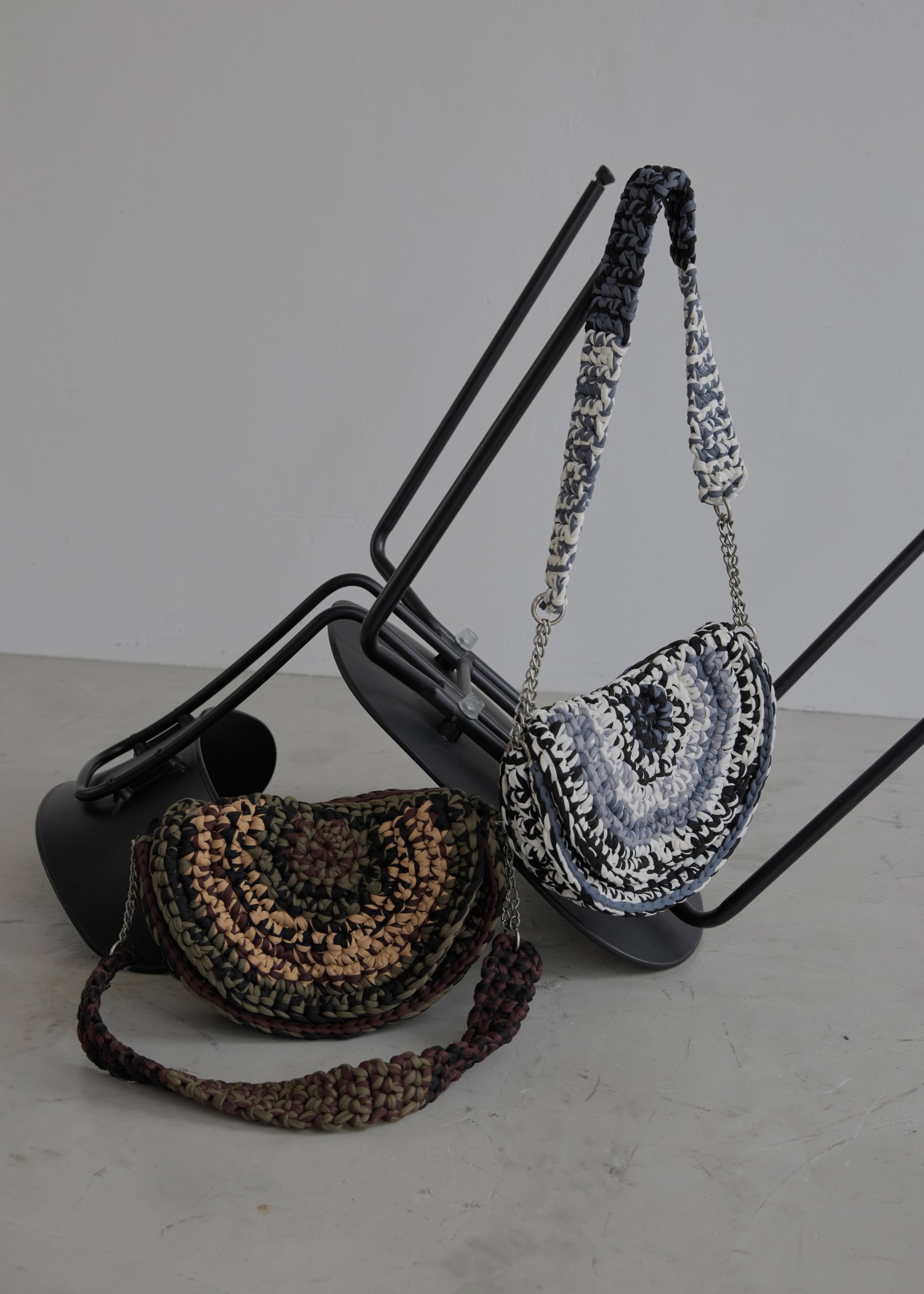 crochet color scheme chain round bag