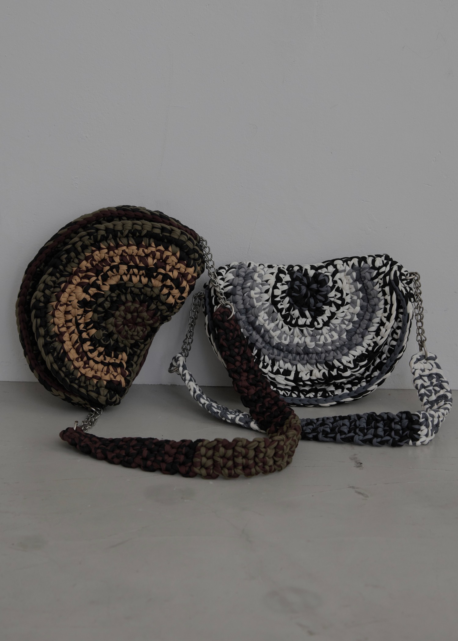 crochet color scheme chain round bag