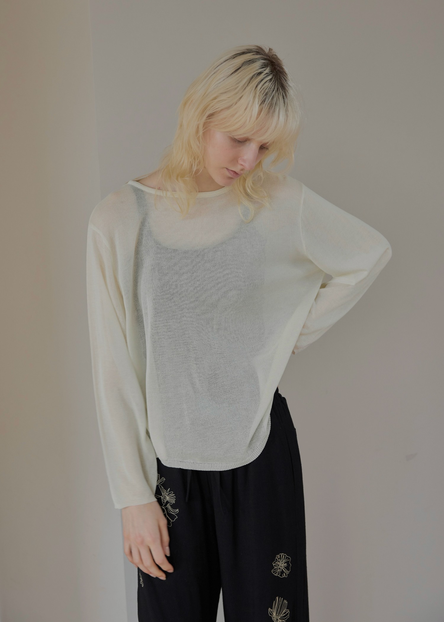 loose sheer neat design knit
