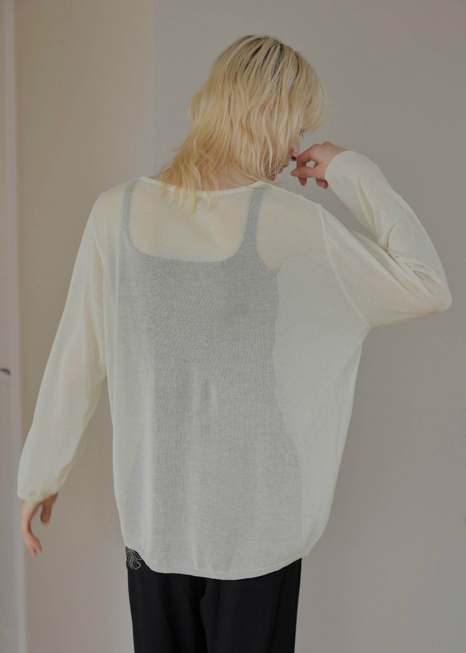 loose sheer neat design knit