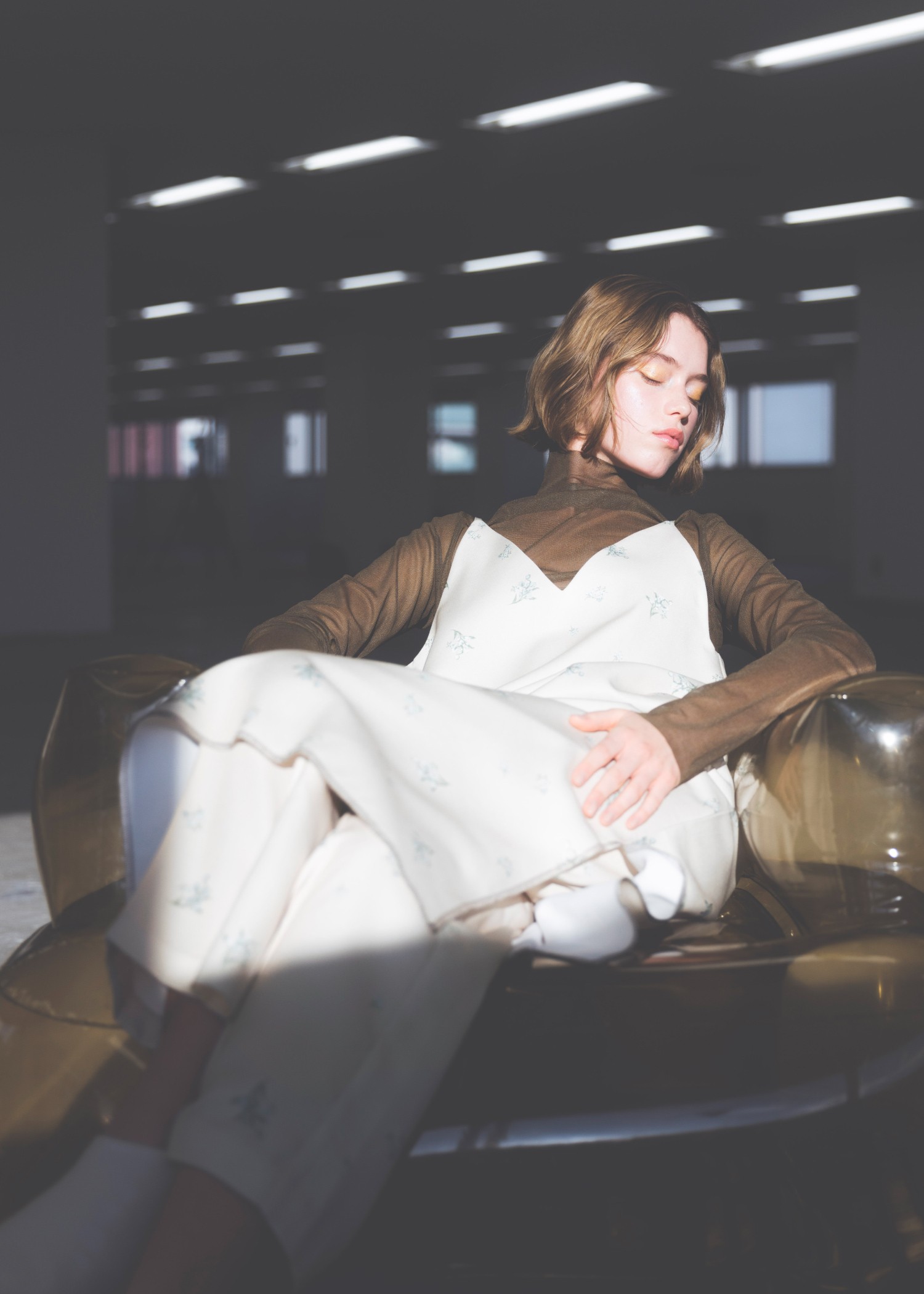 deep side slit ditsy print camisole OP