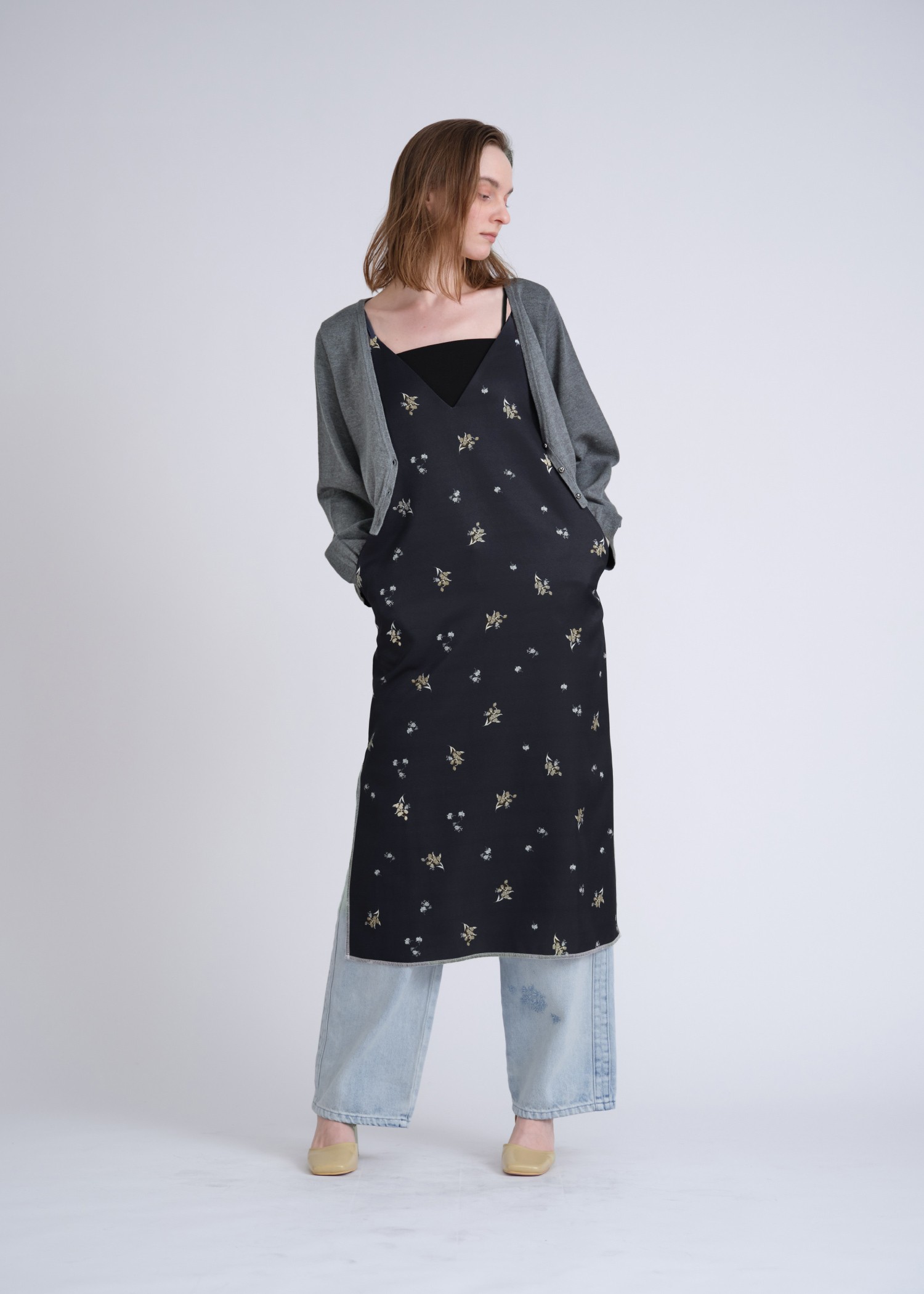 deep side slit ditsy print camisole OP