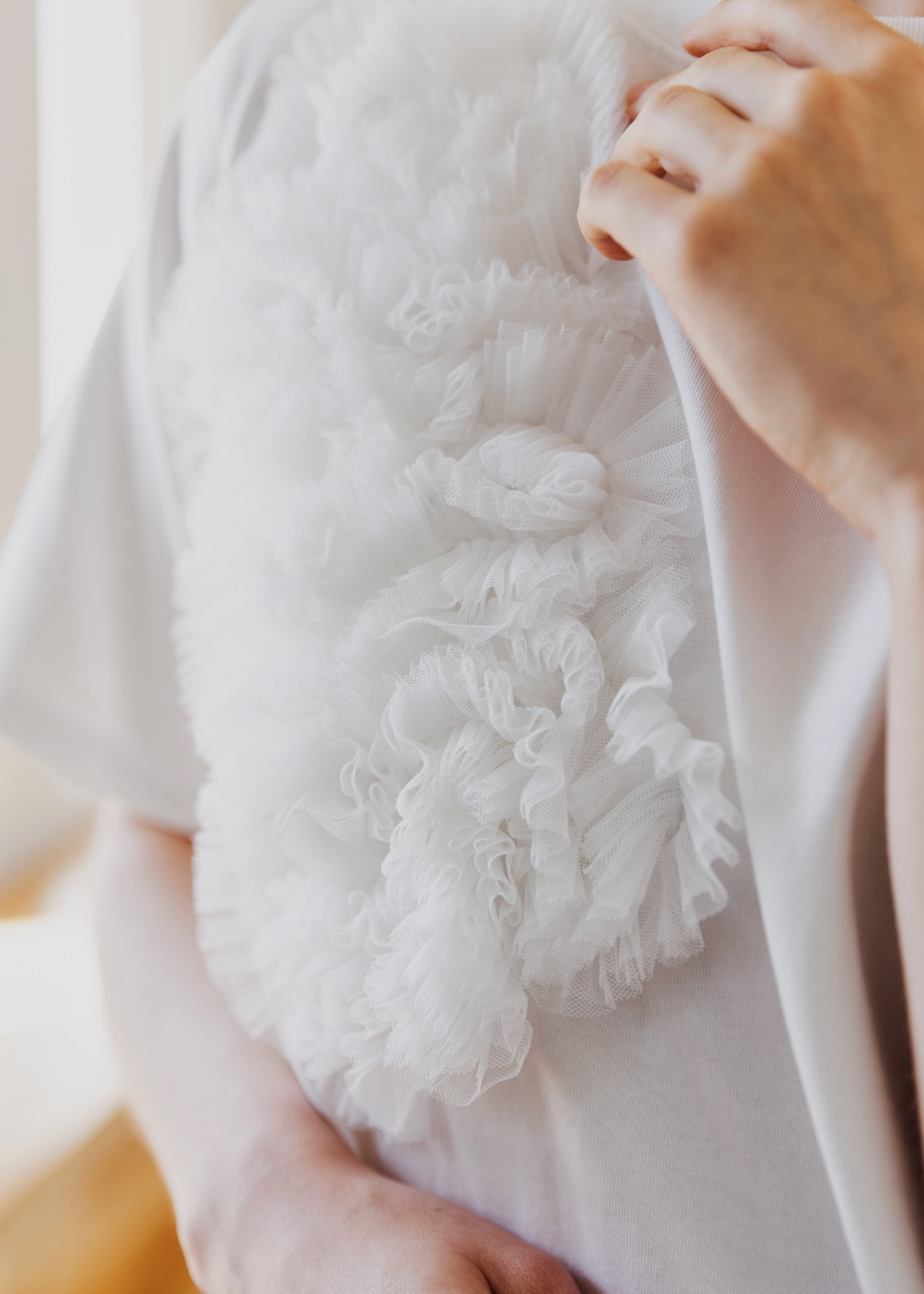 tulle motif half sleeve cut and sew OP