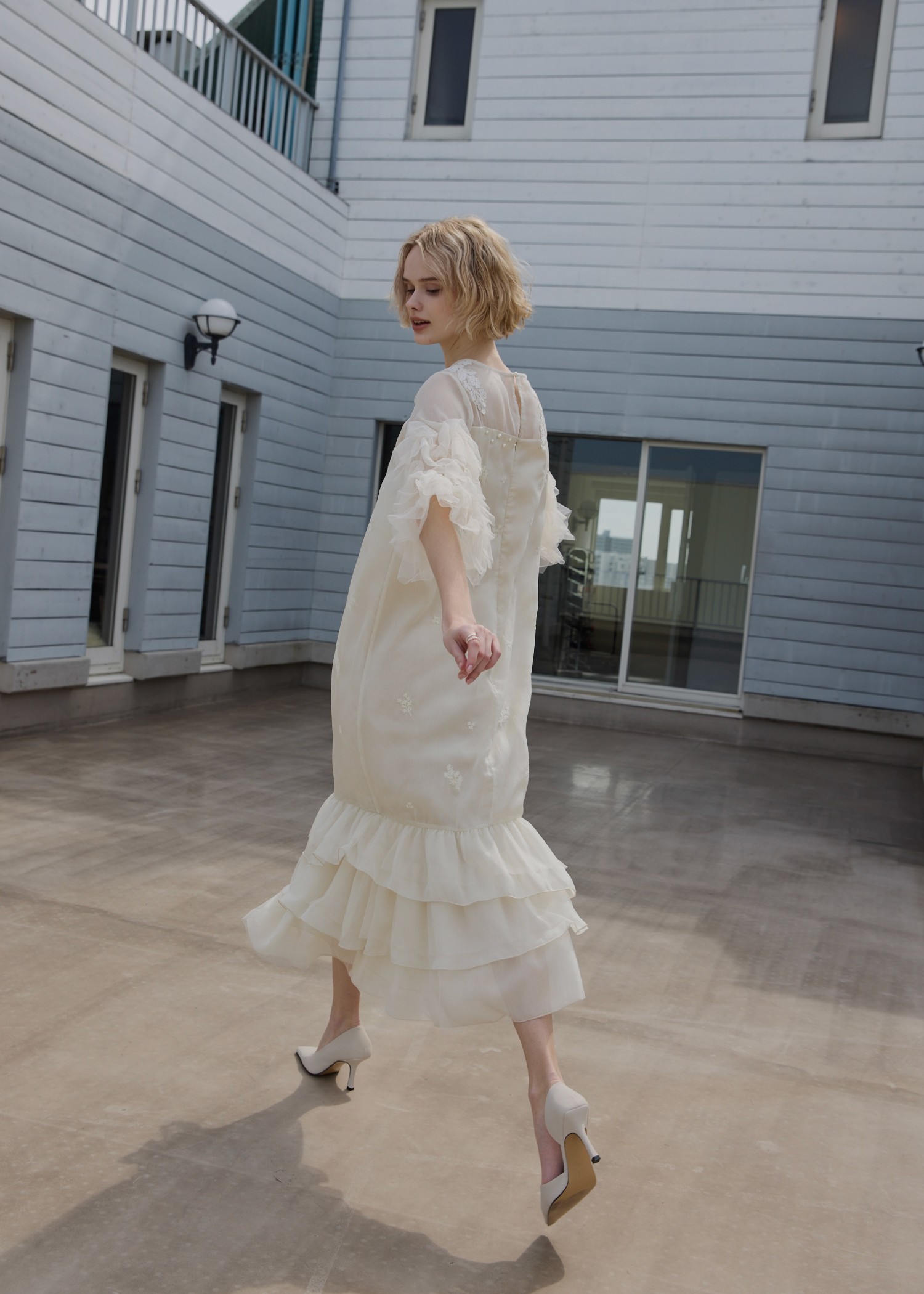 hem tiered volume sleeve embroidery OP