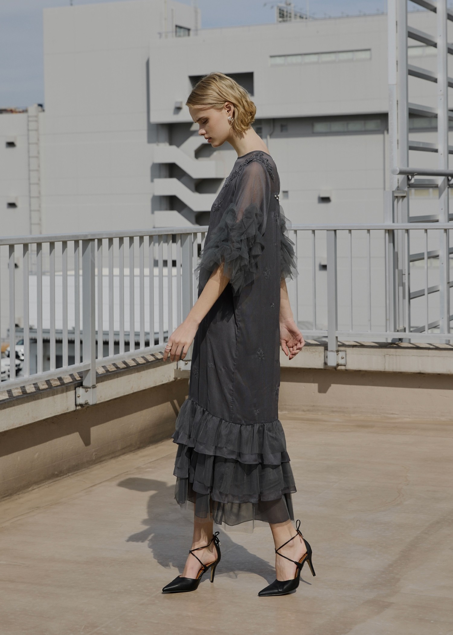 hem tiered volume sleeve embroidery OP