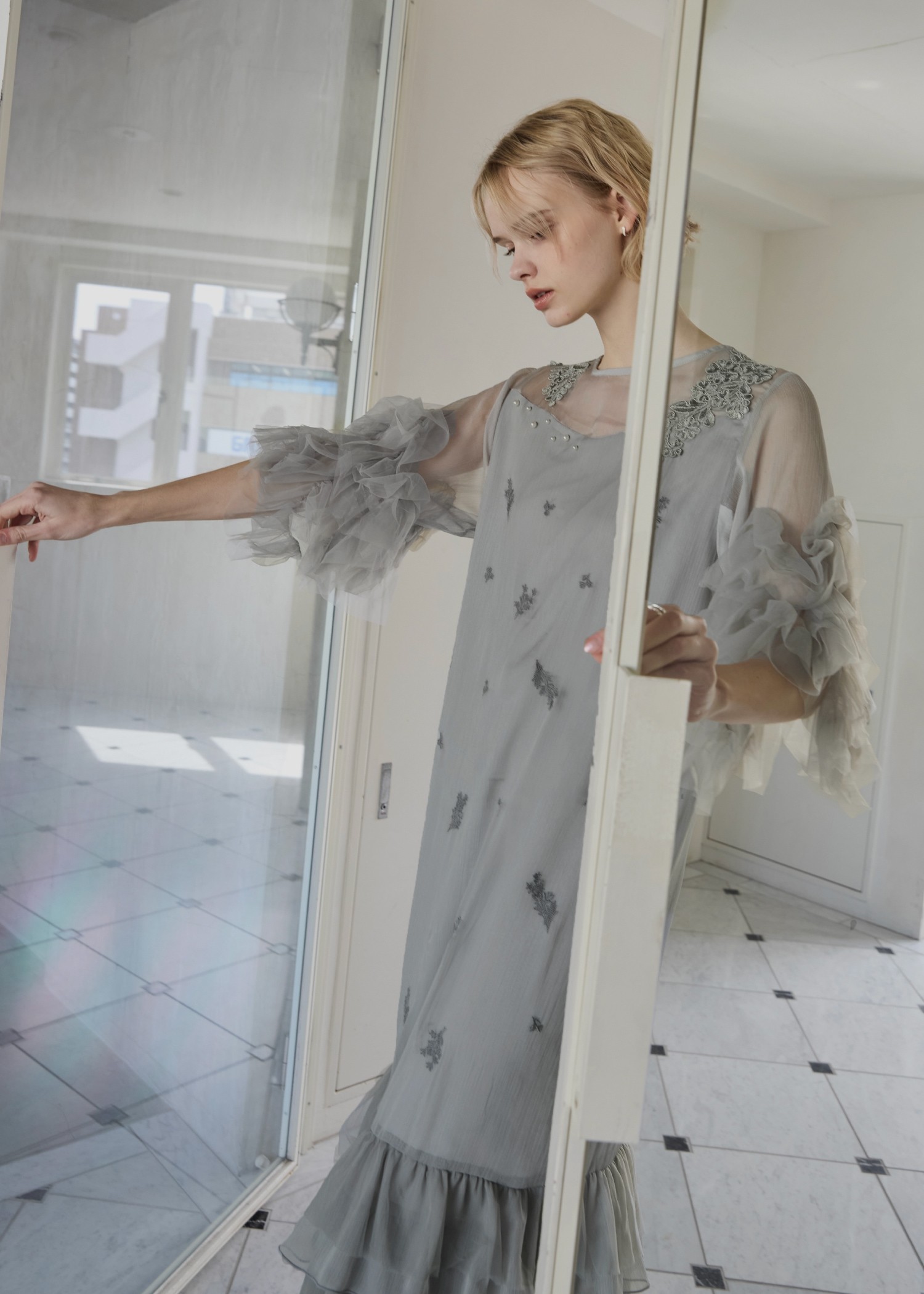 hem tiered volume sleeve embroidery OP