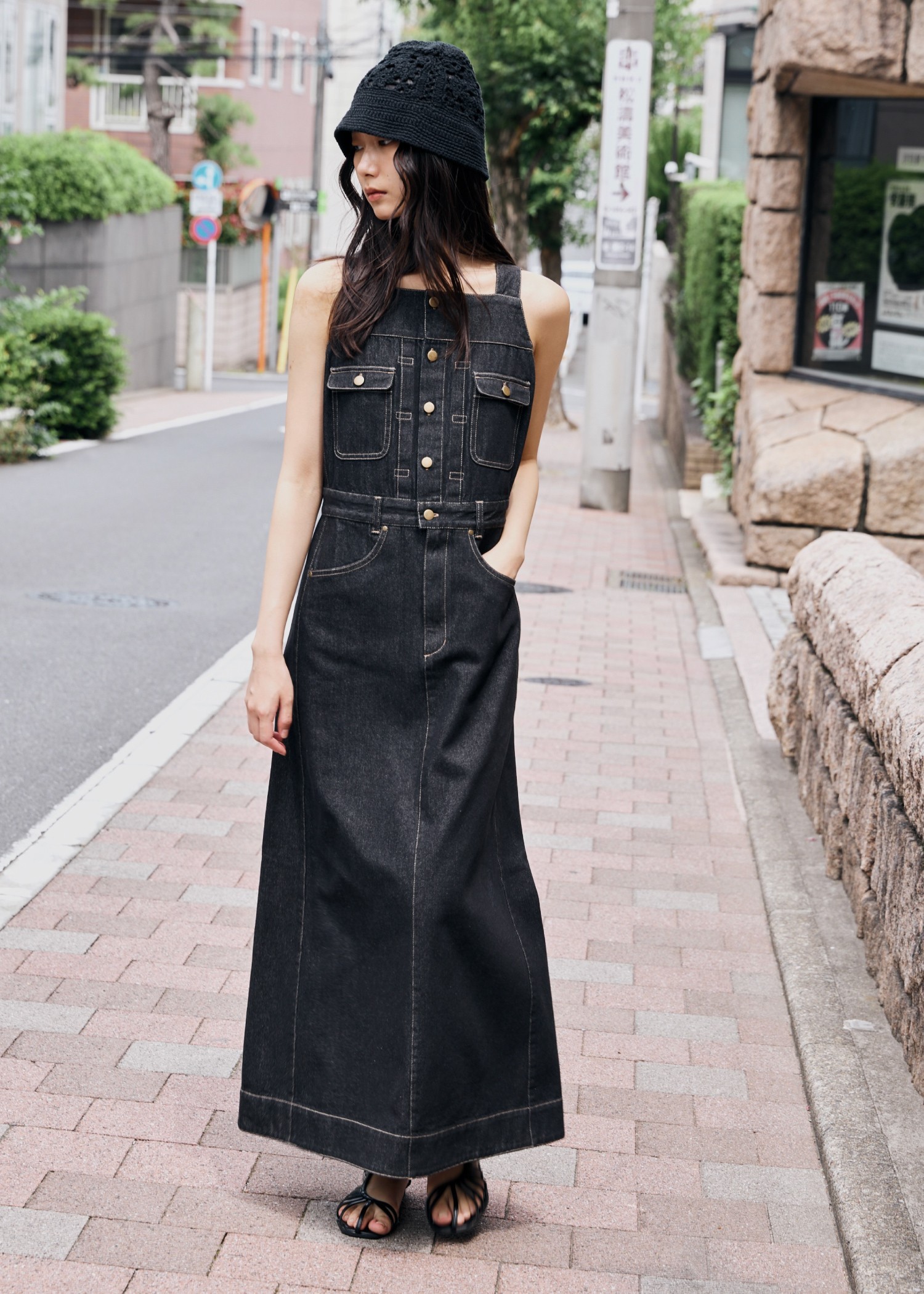 denim square neck no sleeve OP