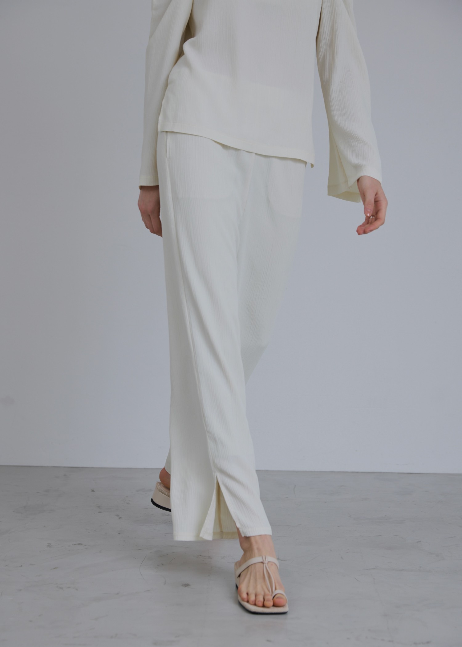 crepe hem slit relax PT