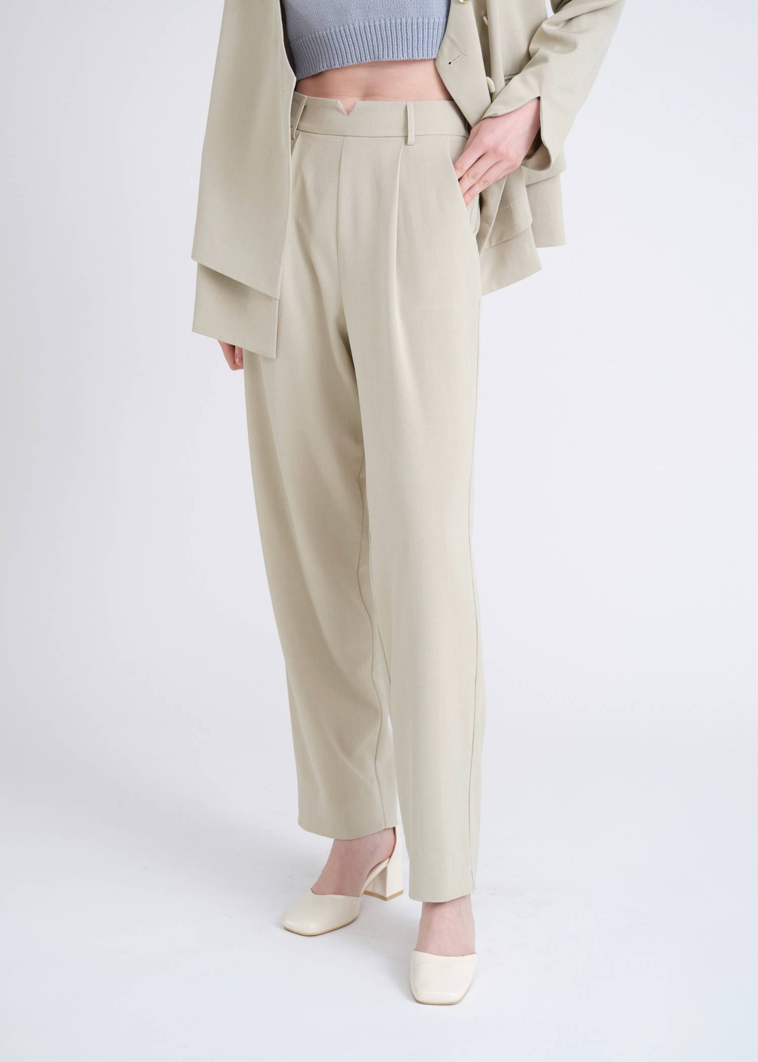 front tuck incision design PT