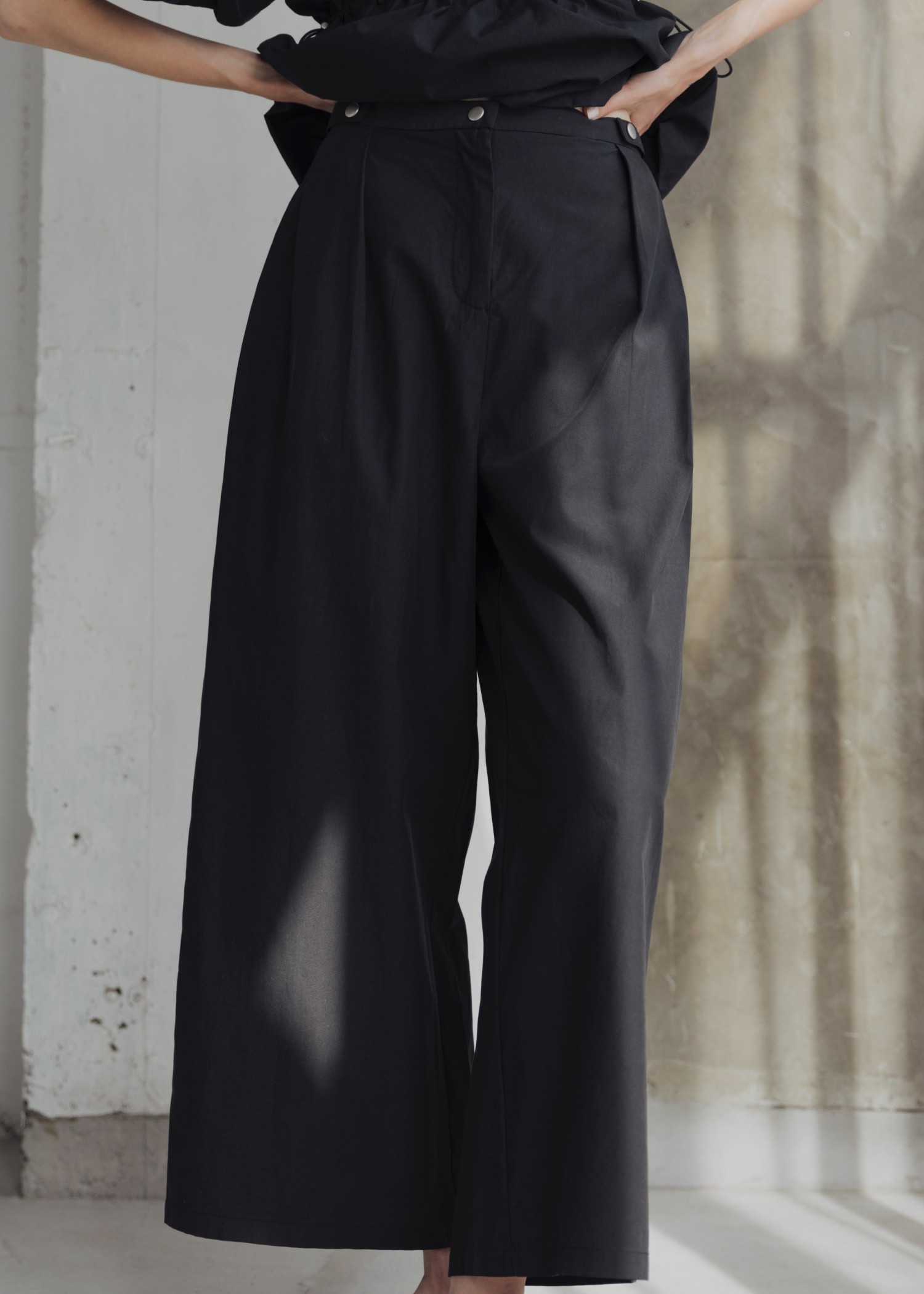 waist tab side tuck PT