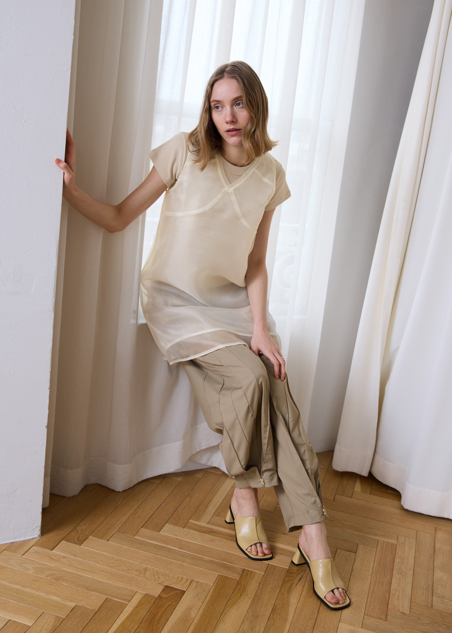 deep tuck design thick PT