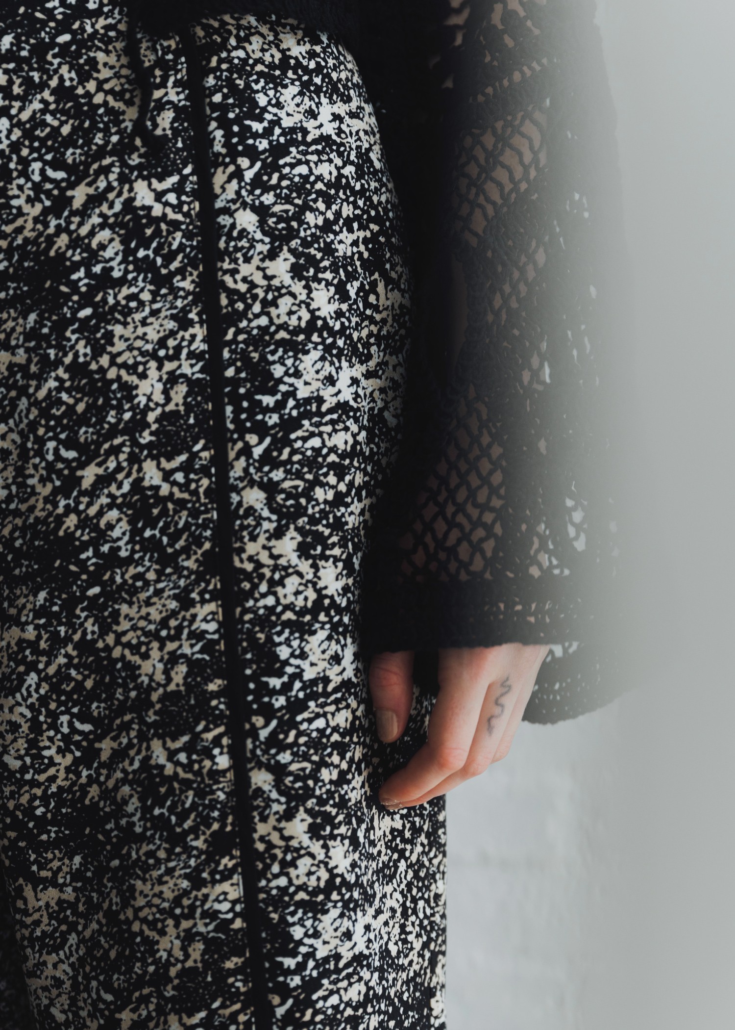 flowing line back slit piping PT