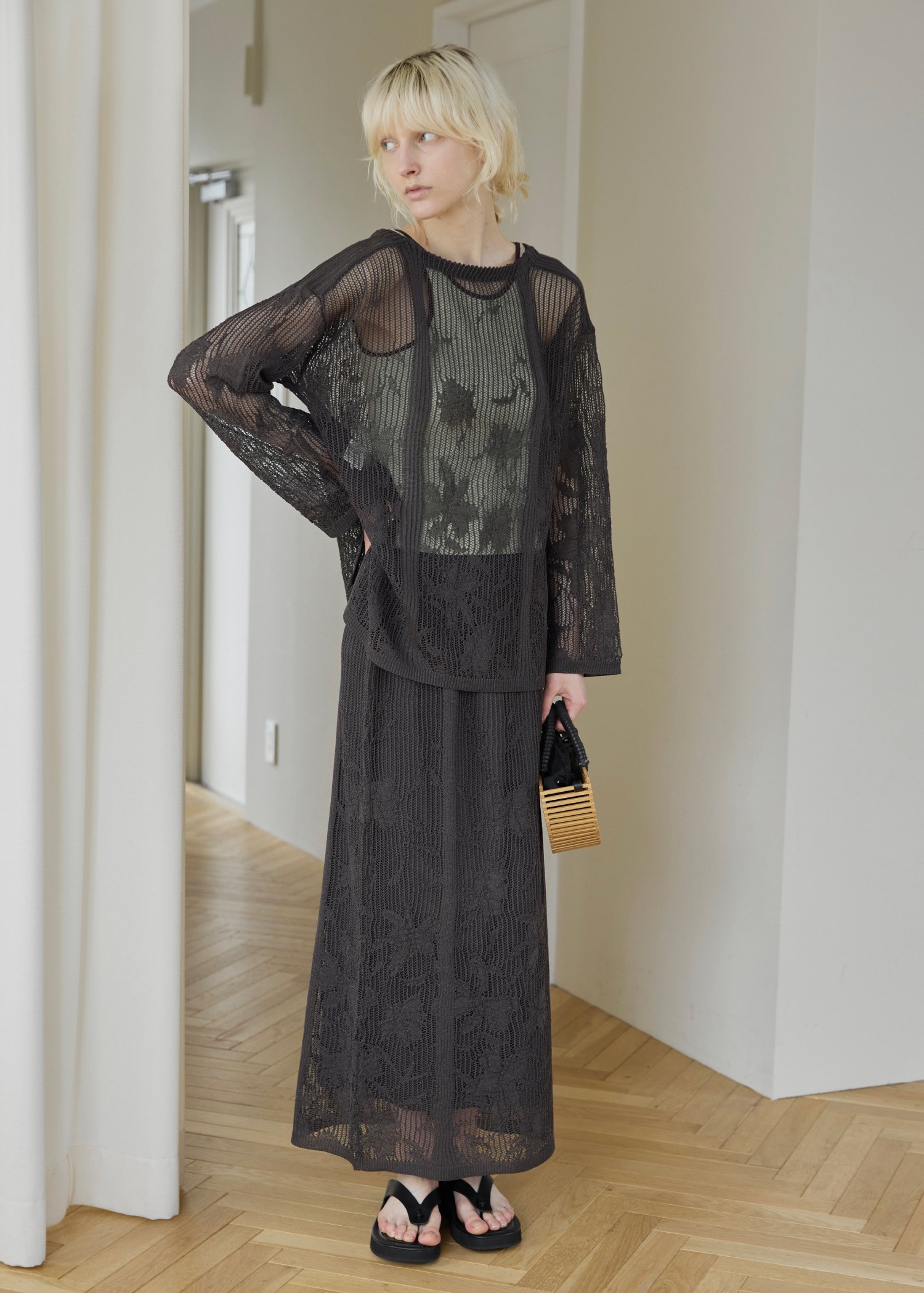 gradation flower mesh flare knit SK