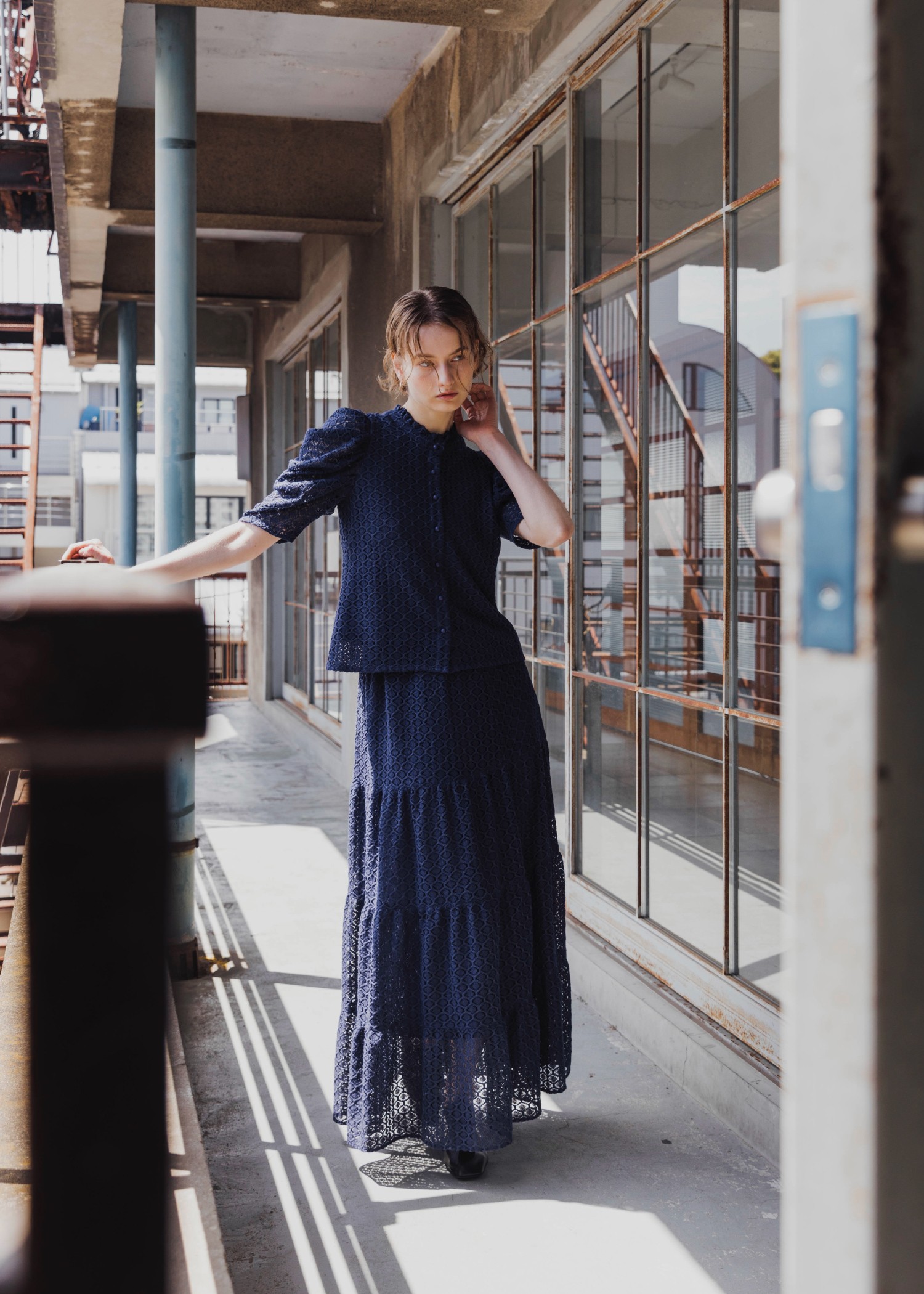 tiered lace gather skirt