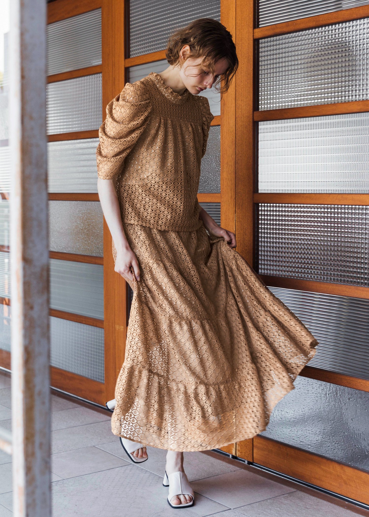 tiered lace gather skirt