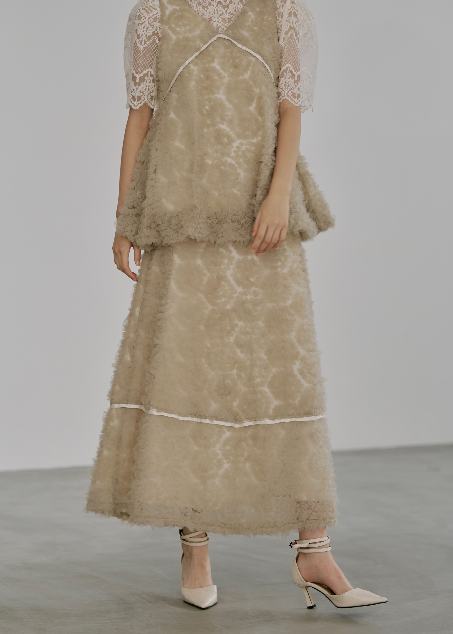 tulle circle motif flare SK