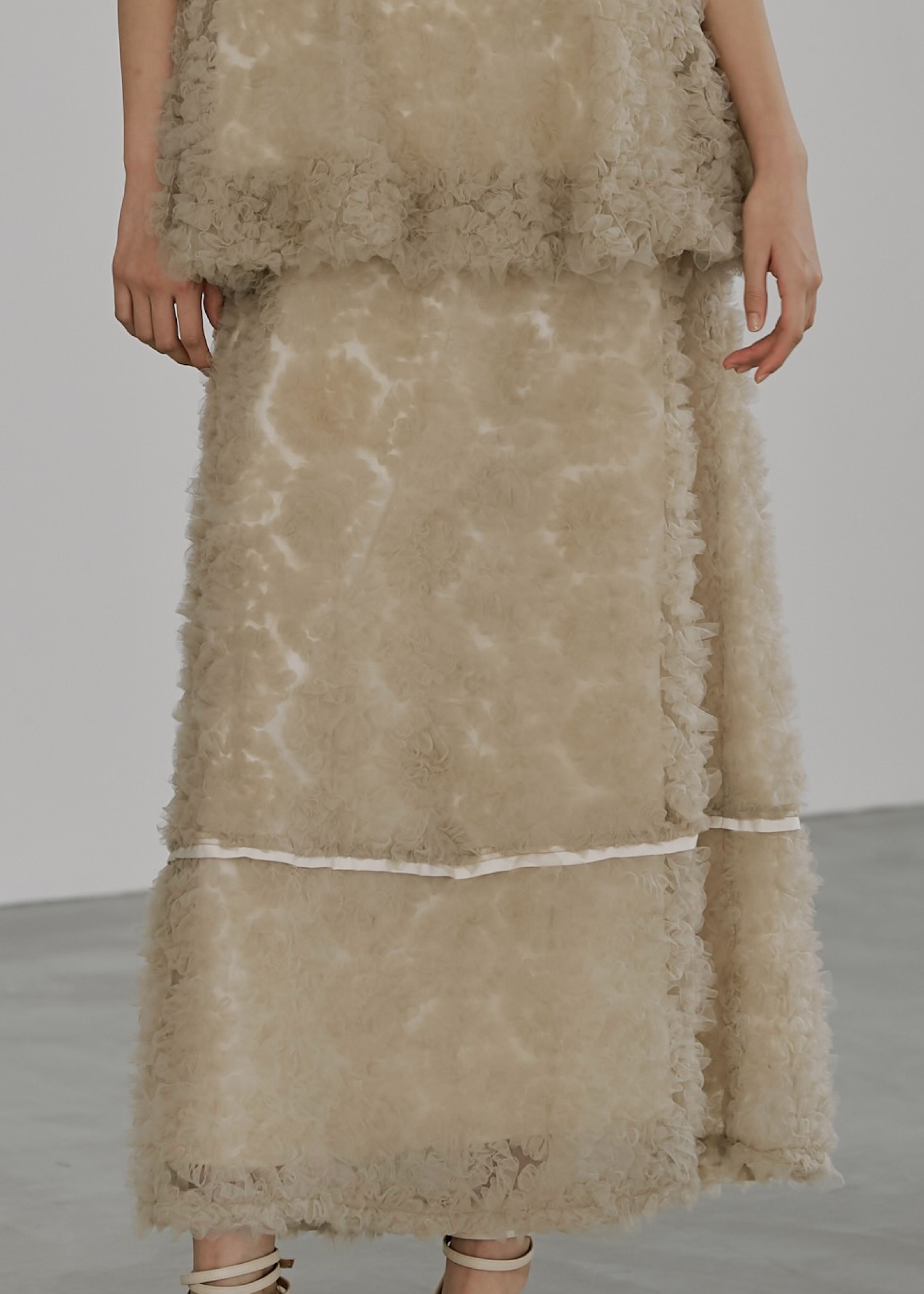 tulle circle motif flare SK