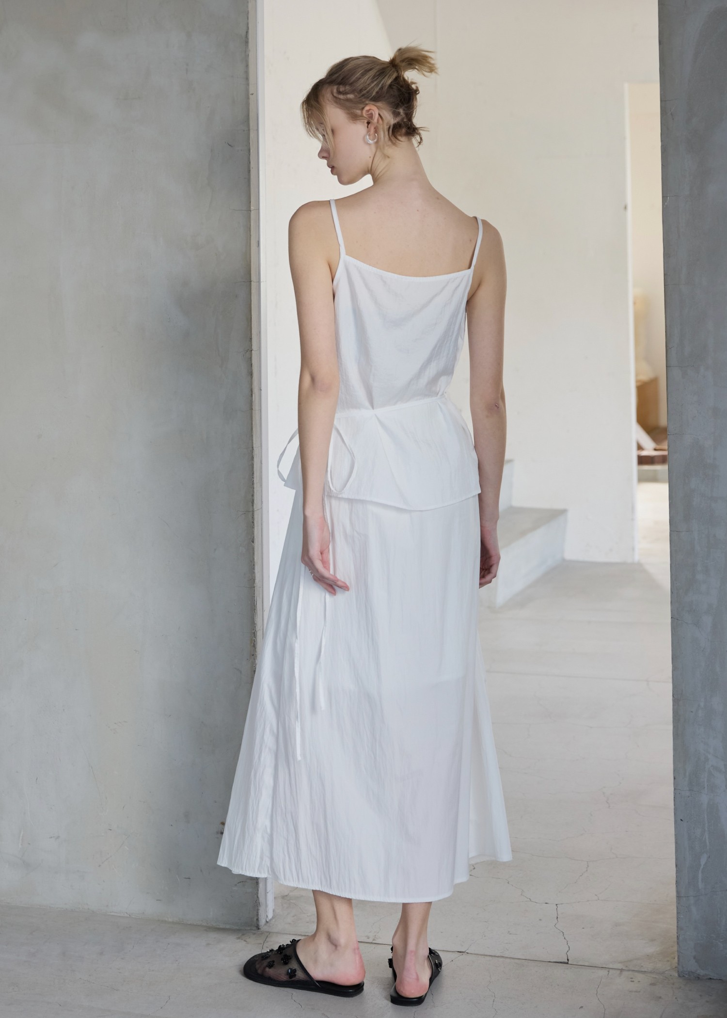 front deep tuck flare SK