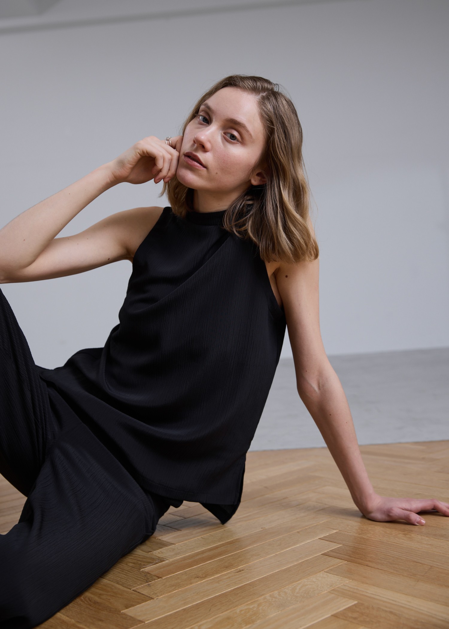 removal sleeve crepe tops