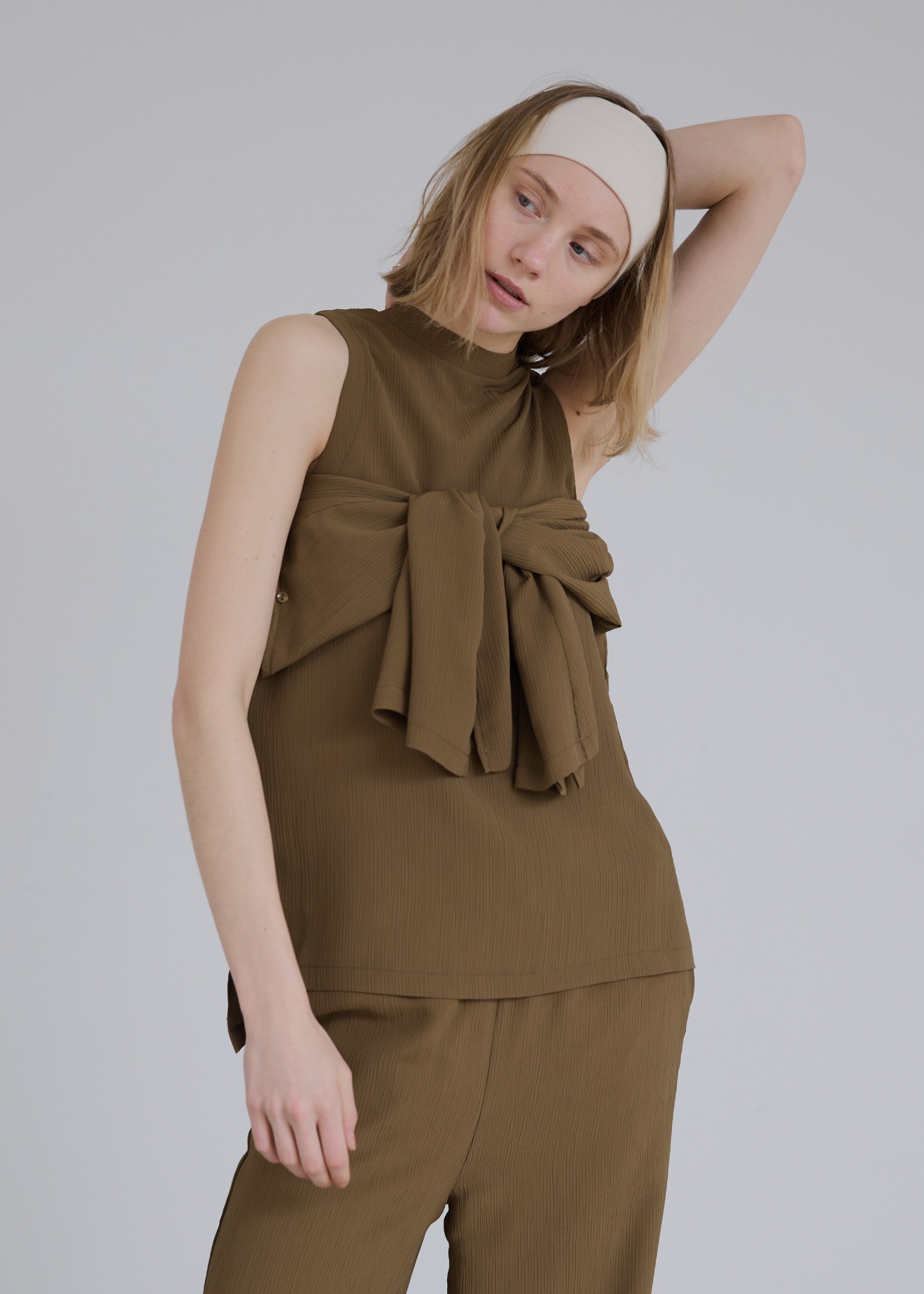 removal sleeve crepe tops