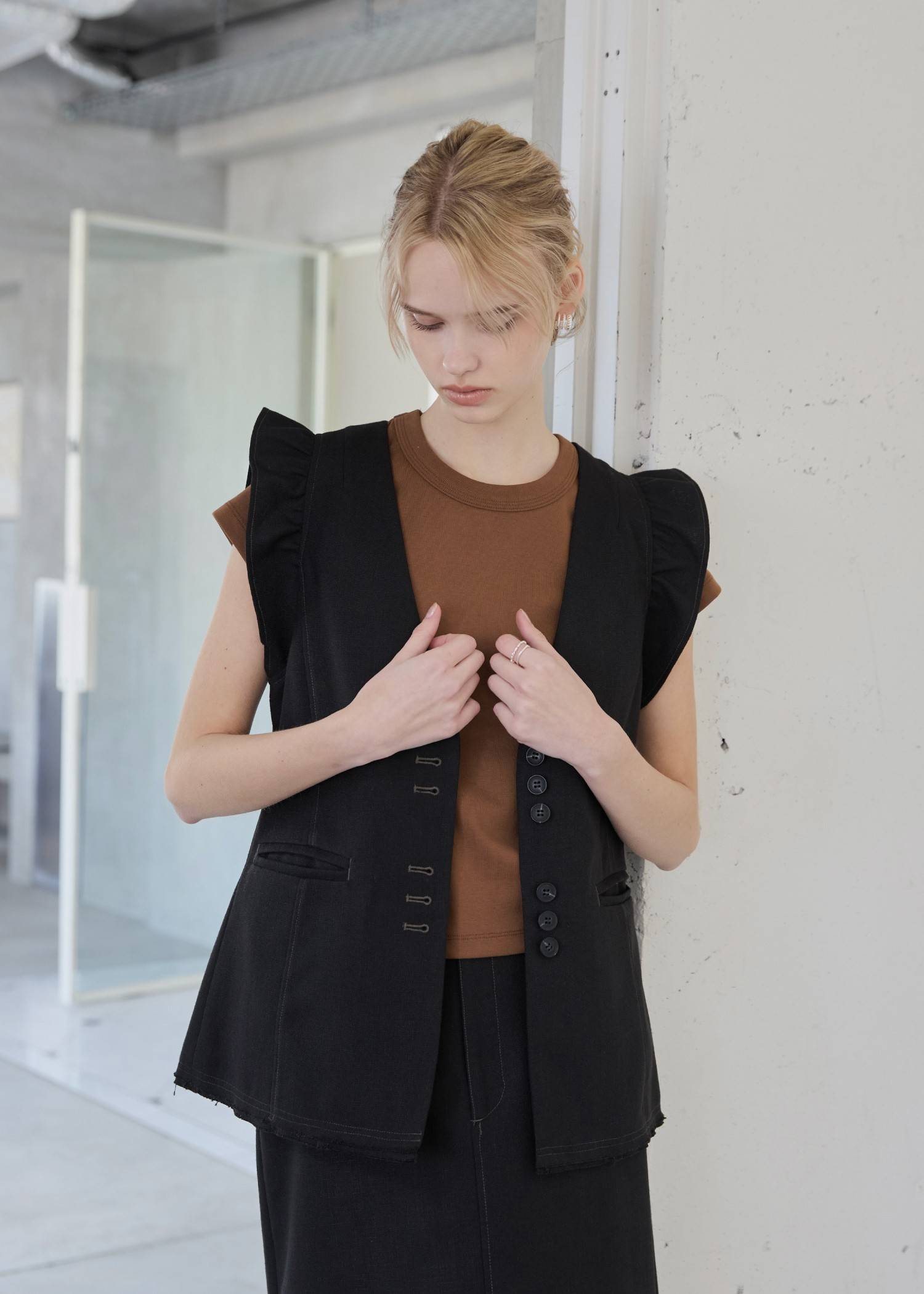 no collar frill sleeve nep gilet