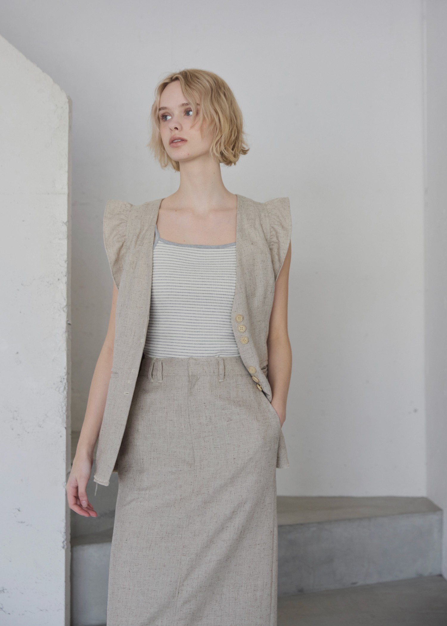 no collar frill sleeve nep gilet