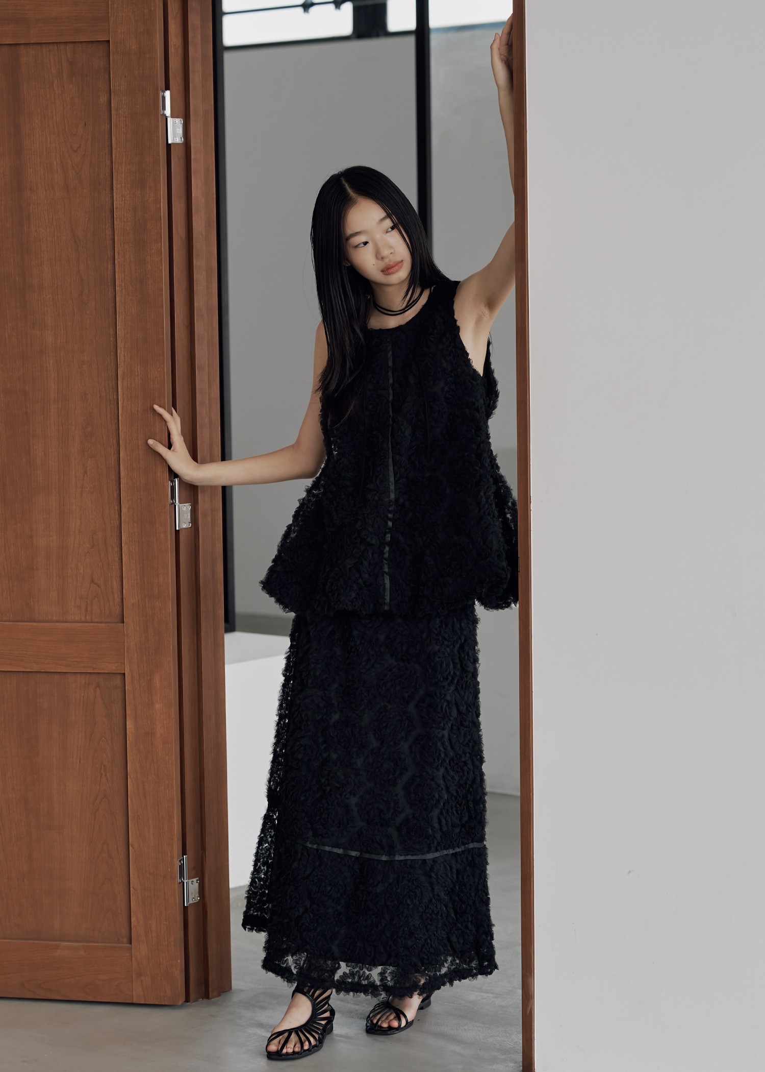 circle tulle motif balloon peplum nosleeve tops