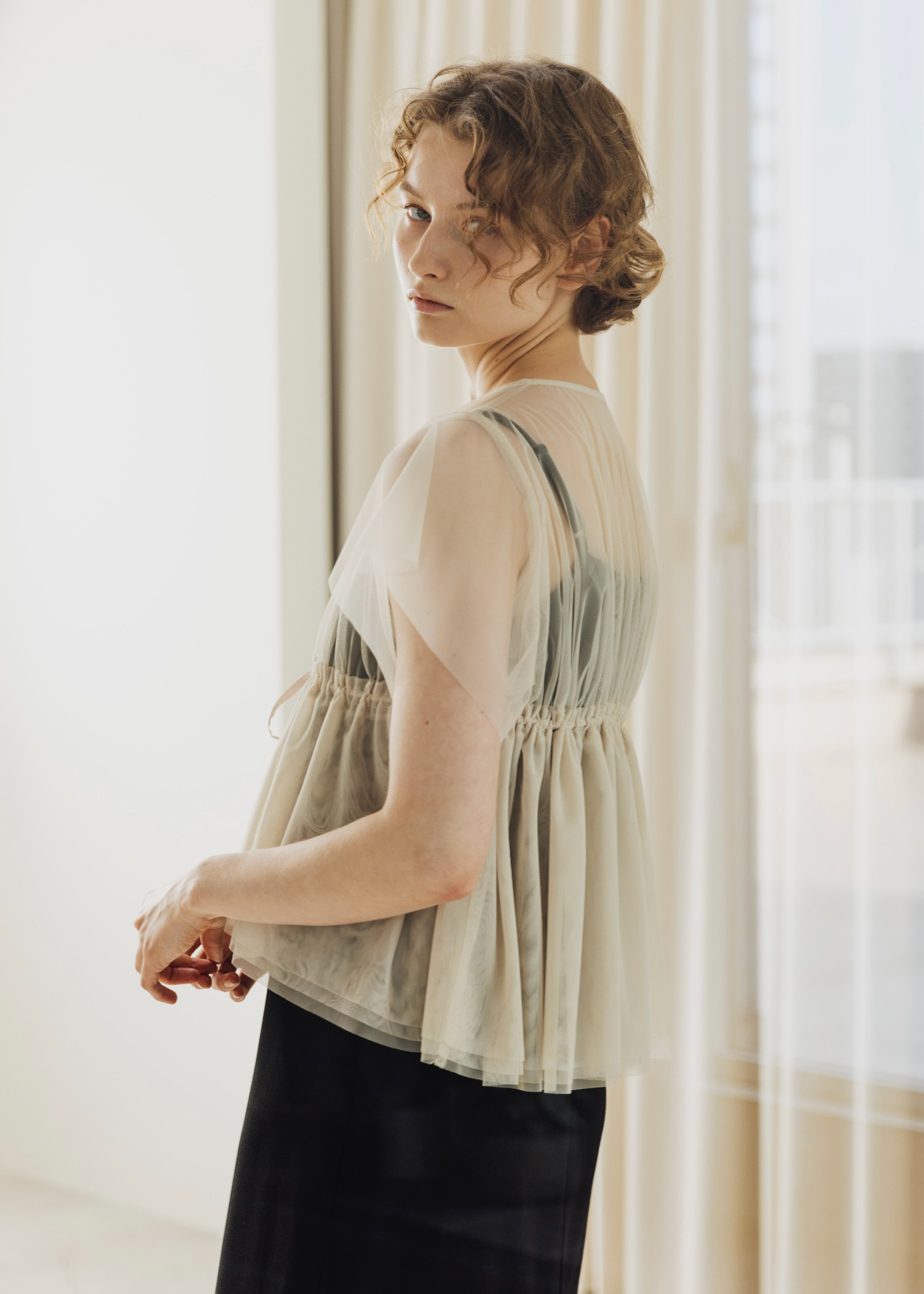 frill sleeve peplum tulle tops